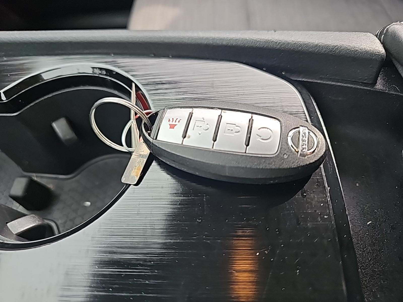 2021 Nissan Rogue SV FWD