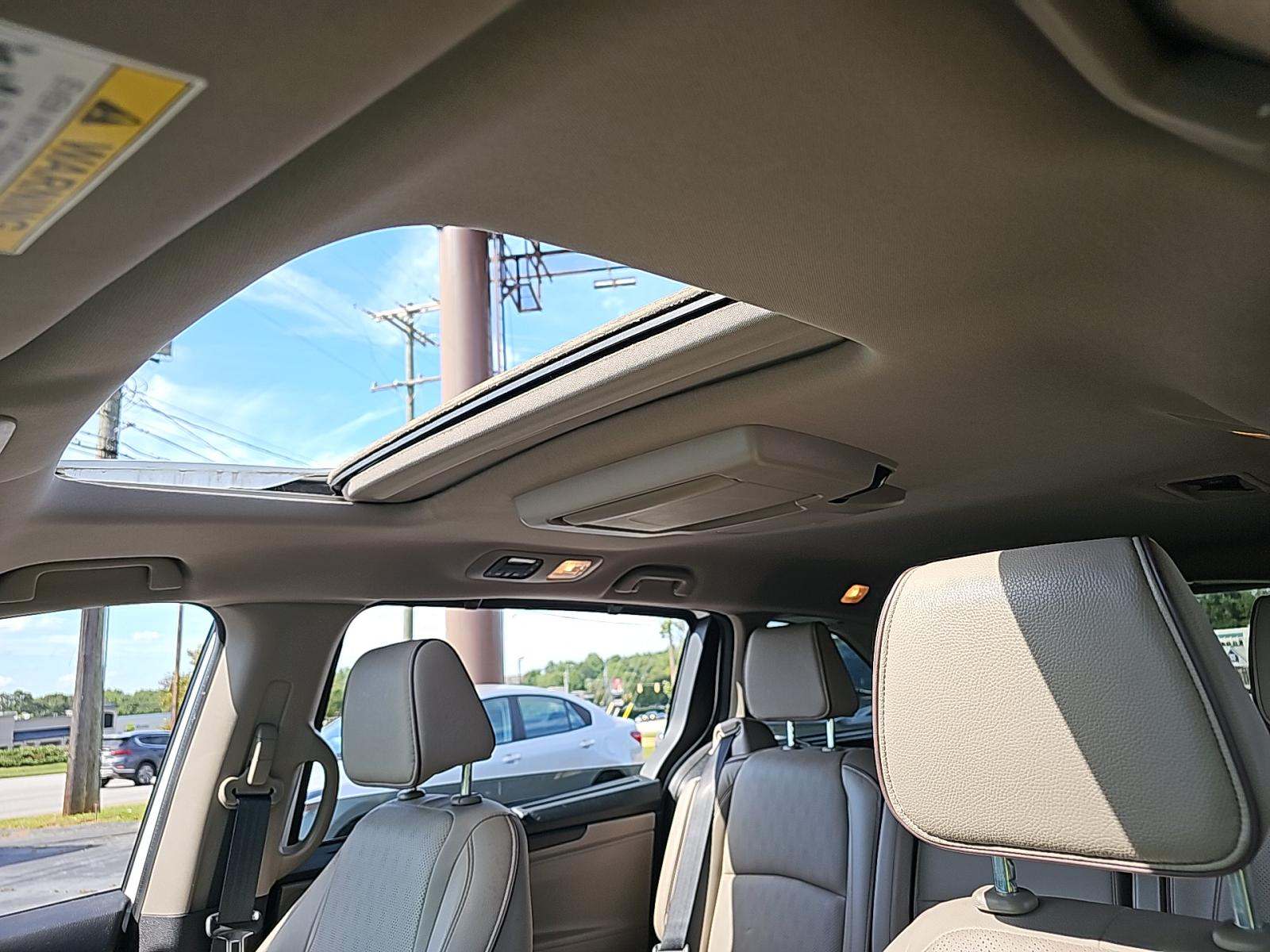 2022 Honda Odyssey Elite FWD