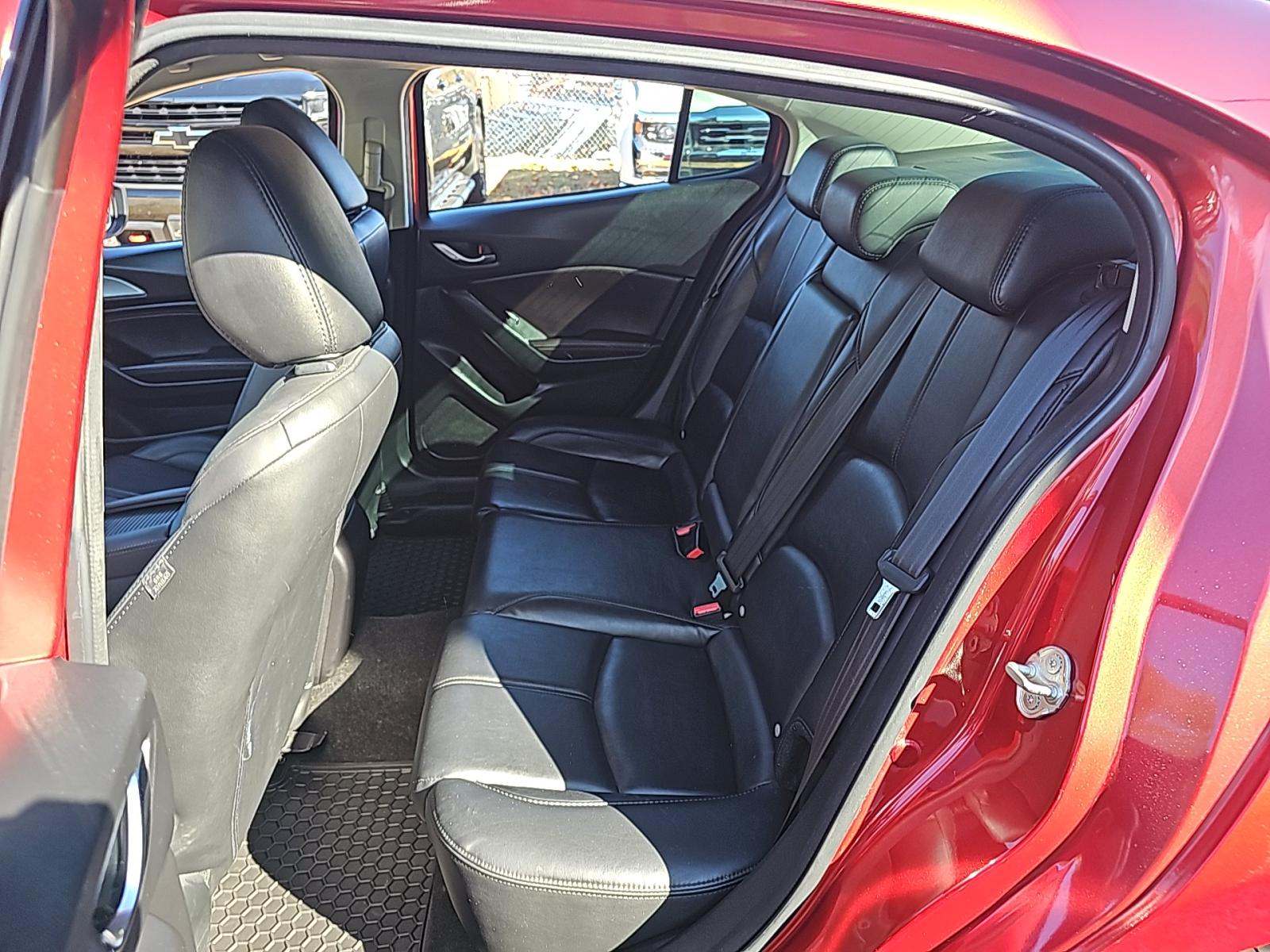 2018 MAZDA MAZDA3 Touring FWD