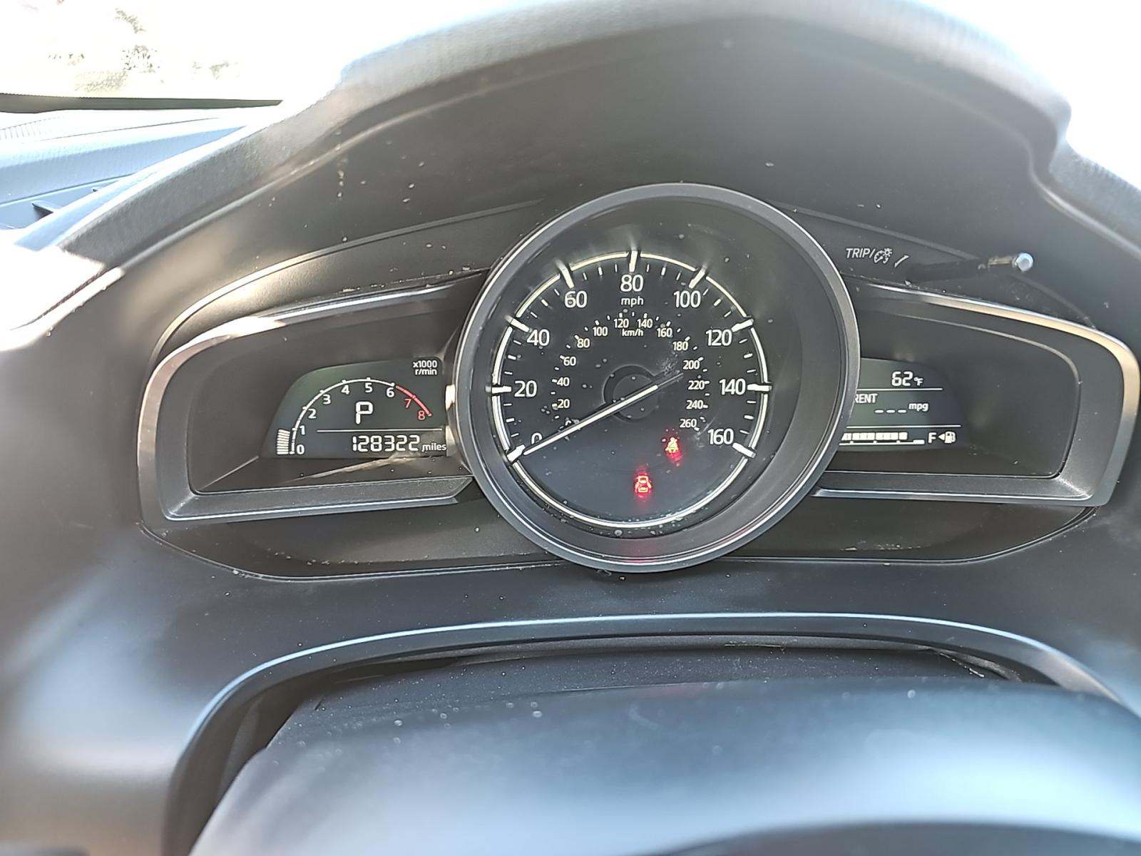 2018 MAZDA MAZDA3 Touring FWD