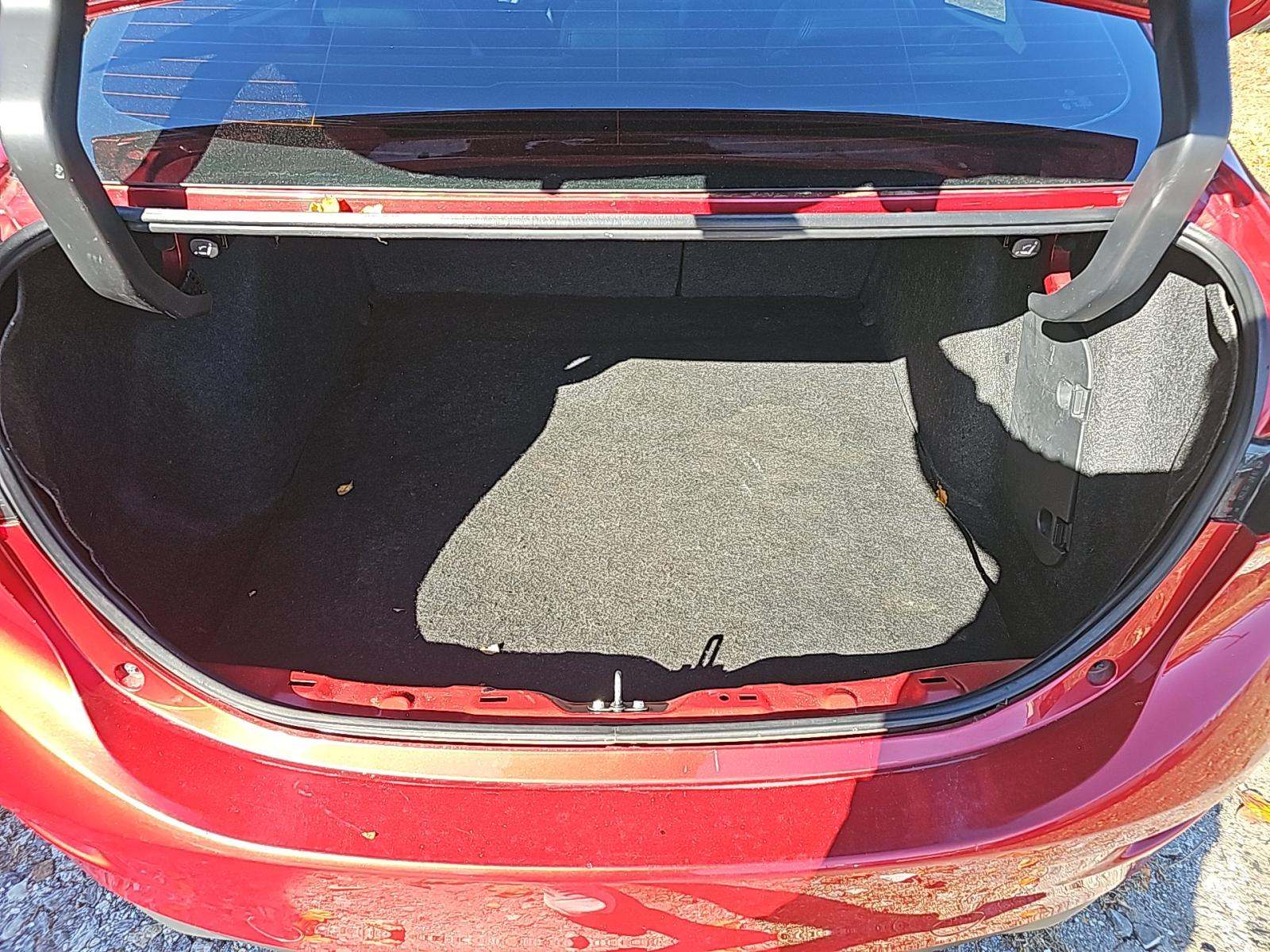 2018 MAZDA MAZDA3 Touring FWD