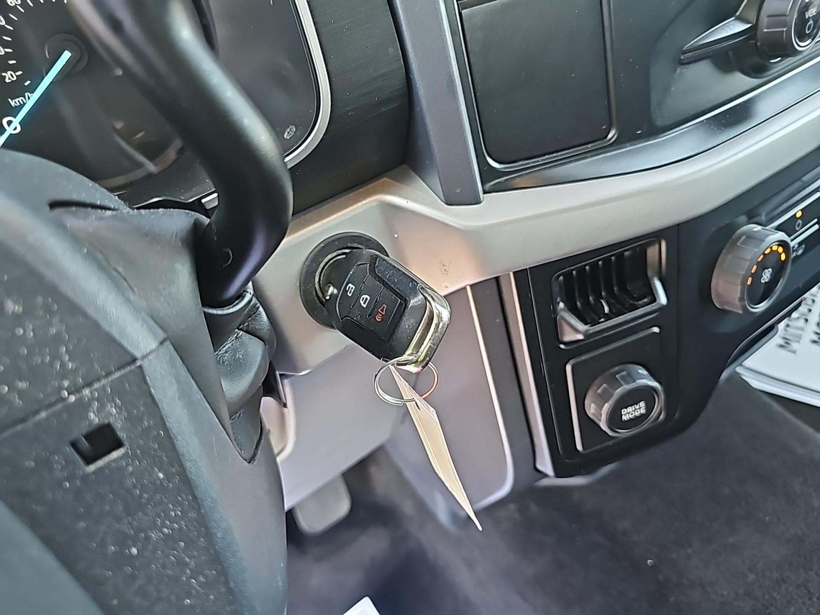 2023 Ford F-150 XLT RWD