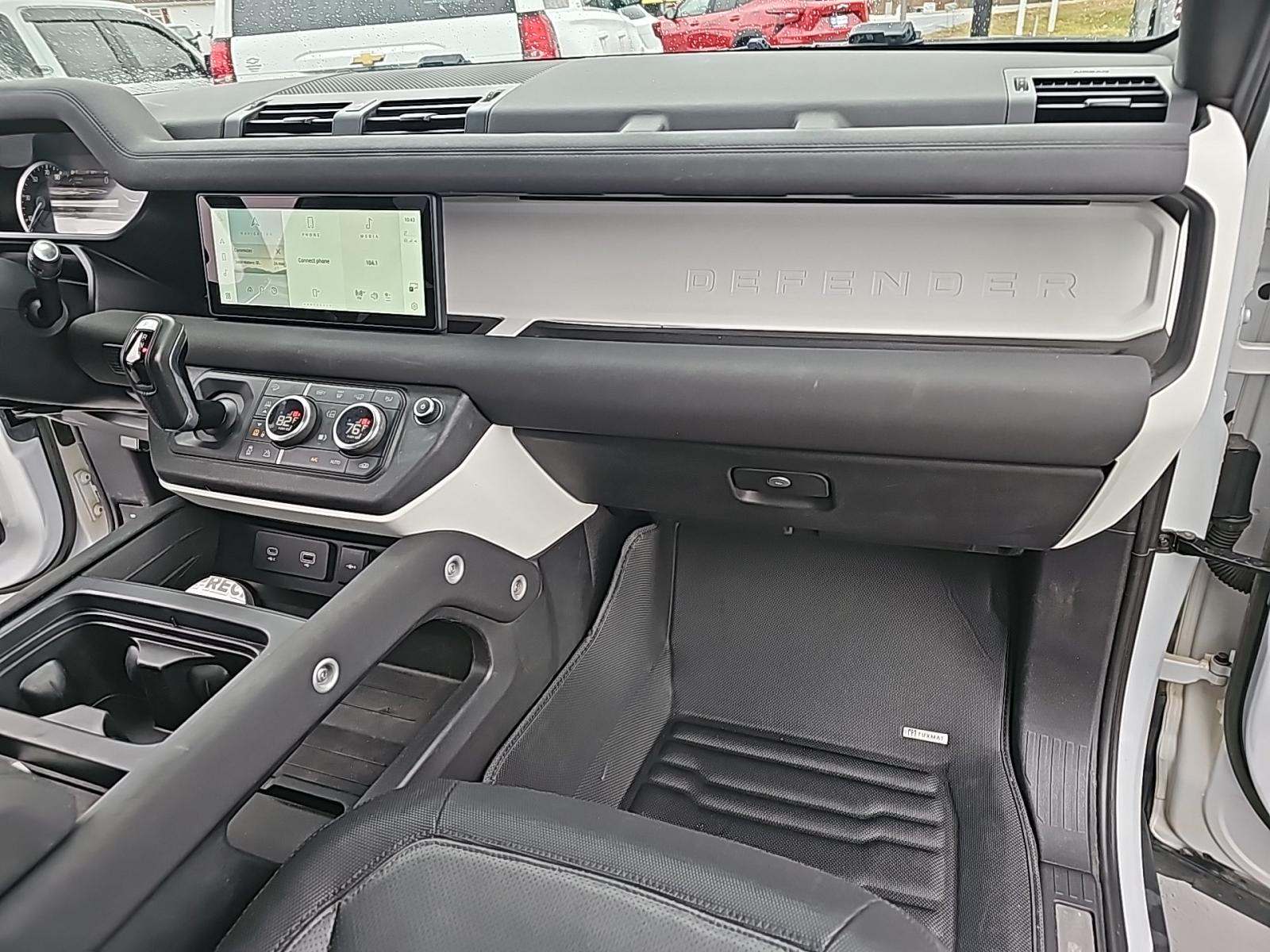 2023 Land Rover Defender 110 X-Dynamic SE AWD