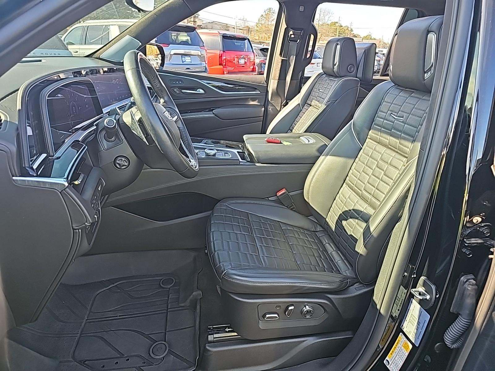 2023 Cadillac Escalade V-Series AWD