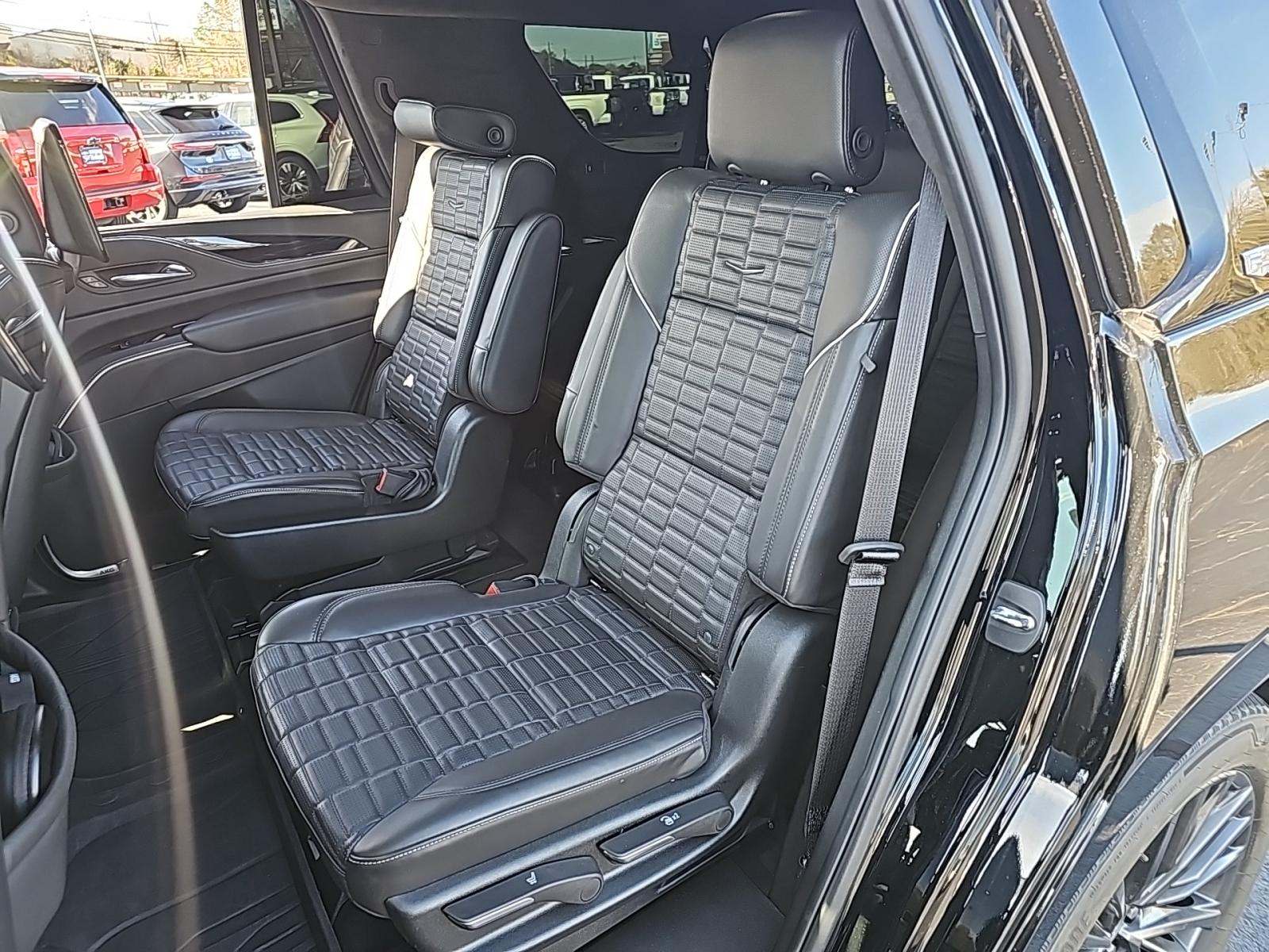 2023 Cadillac Escalade V-Series AWD