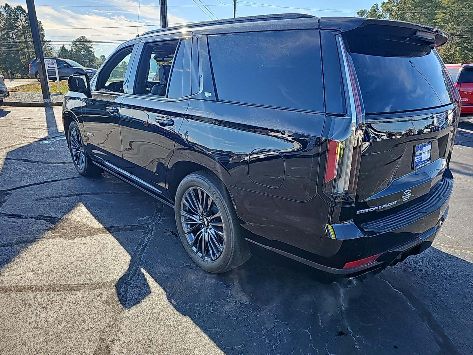 2023 Cadillac Escalade V-Series AWD