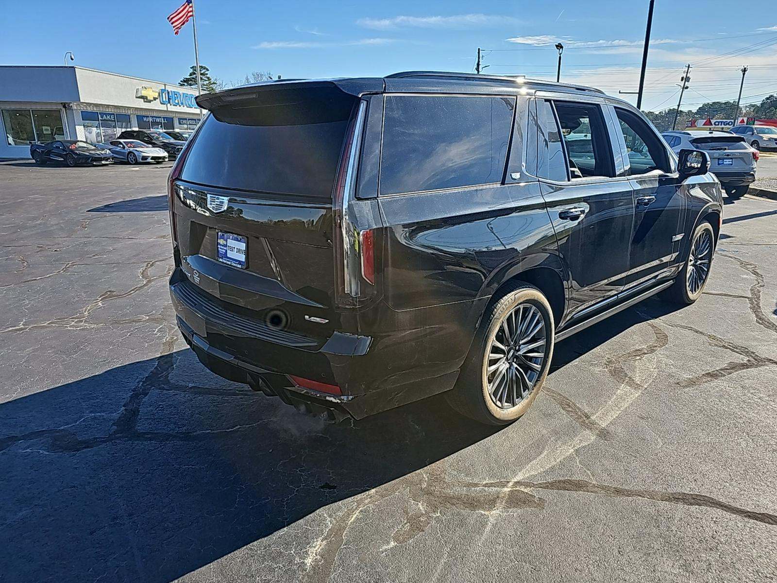 2023 Cadillac Escalade V-Series AWD