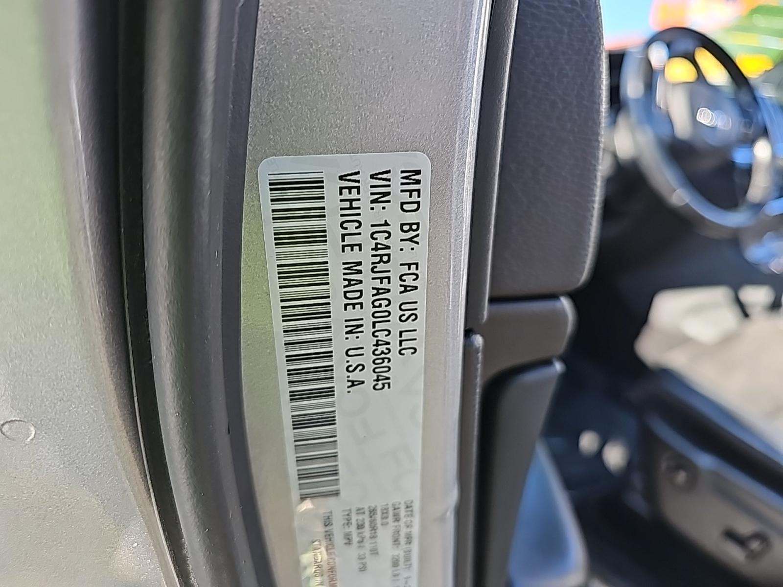 JEEP GRAND CHEROKEE - 5