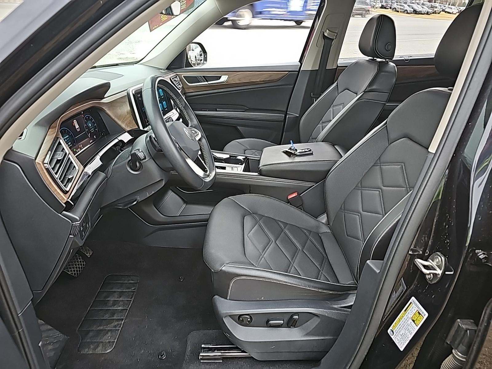 2024 Volkswagen Atlas 2.0T SE FWD