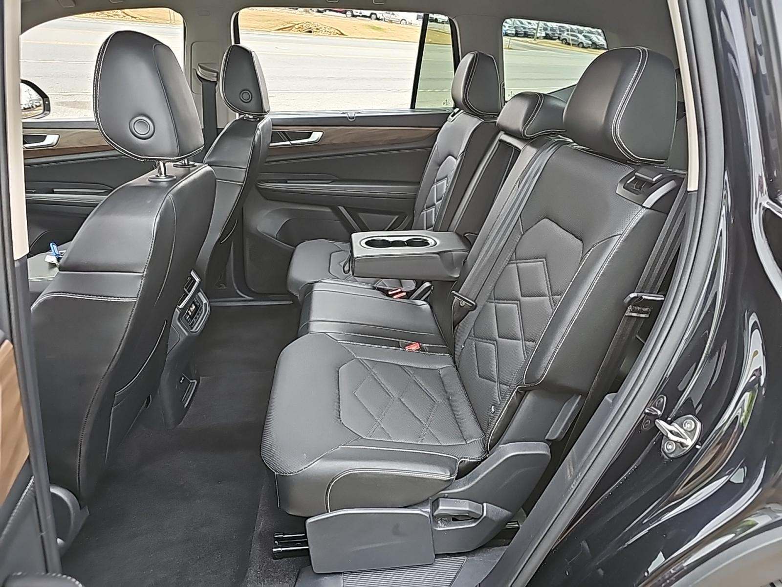 2024 Volkswagen Atlas 2.0T SE FWD