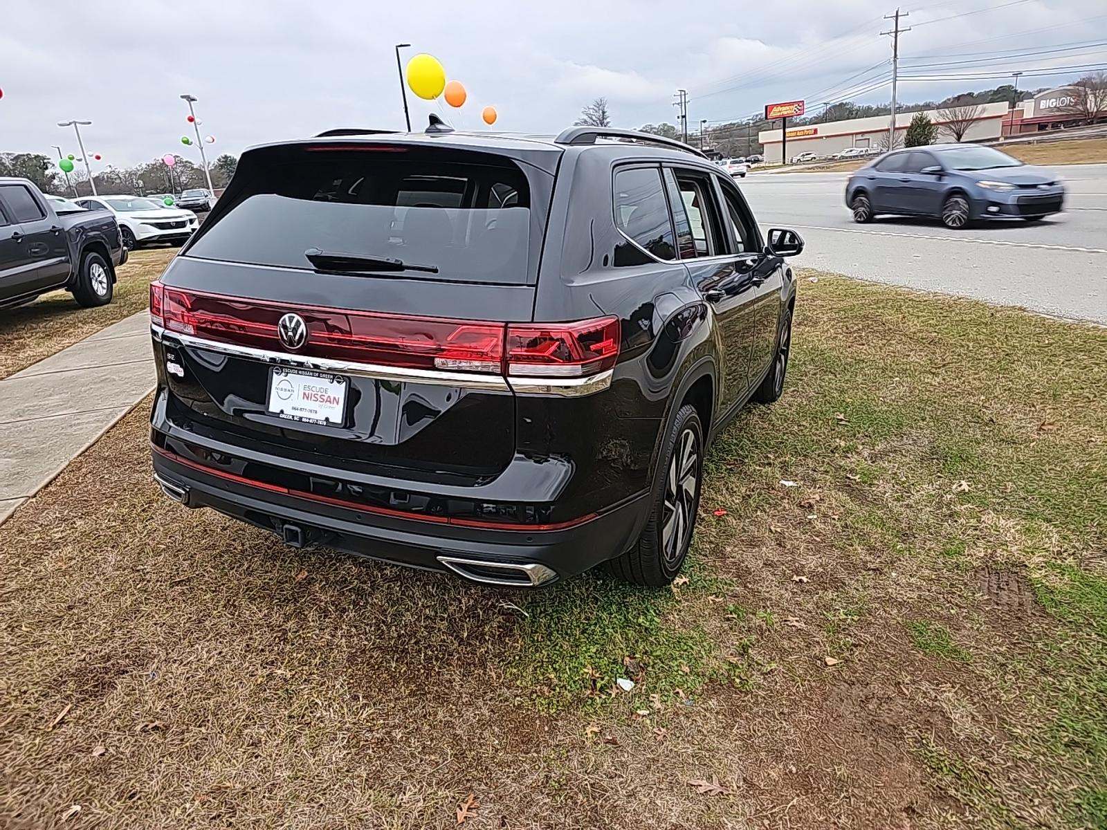 2024 Volkswagen Atlas 2.0T SE FWD