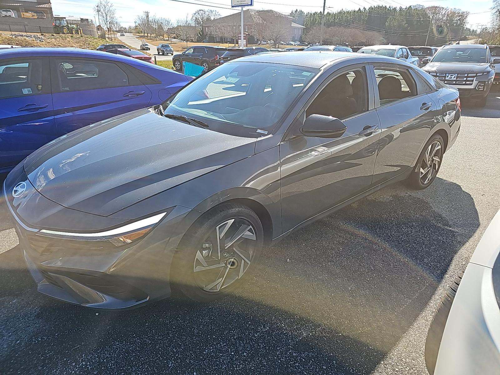 2025 Hyundai Elantra Hybrid SEL Sport FWD