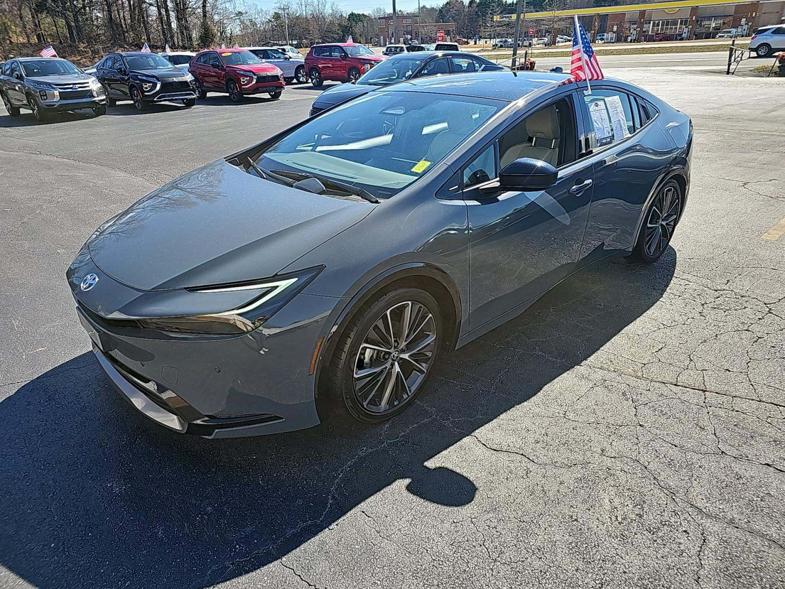 2025 Toyota Prius XLE FWD