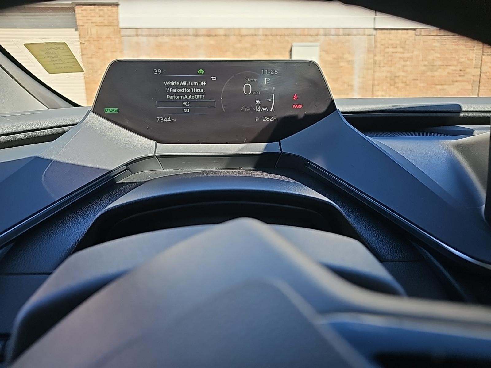 2025 Toyota Prius XLE FWD