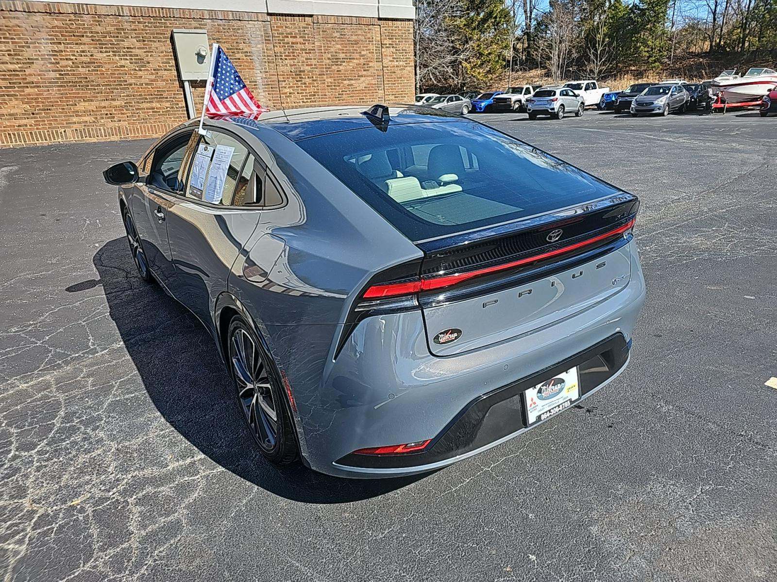 2025 Toyota Prius XLE FWD