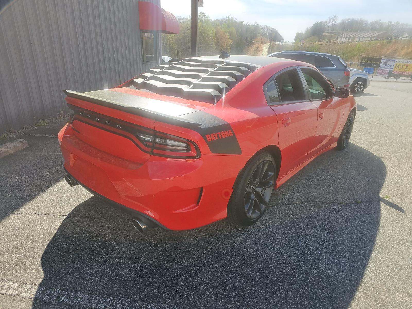 DODGE CHALLENGER - 3