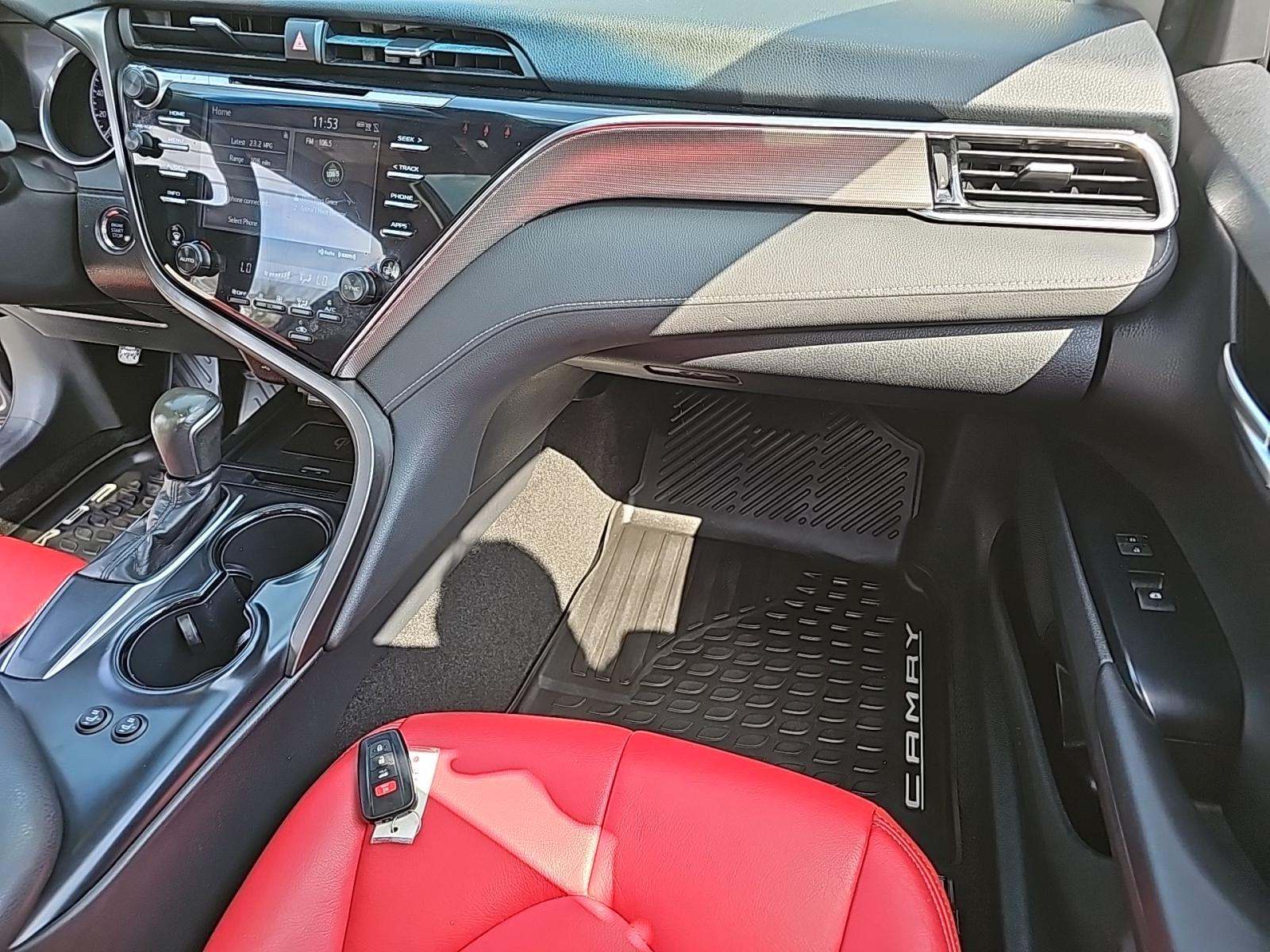 2018 Toyota Camry SE FWD