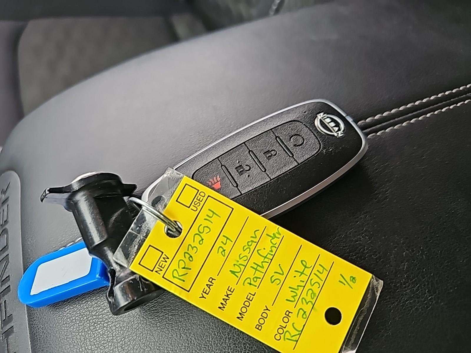 2024 Nissan Pathfinder SV FWD