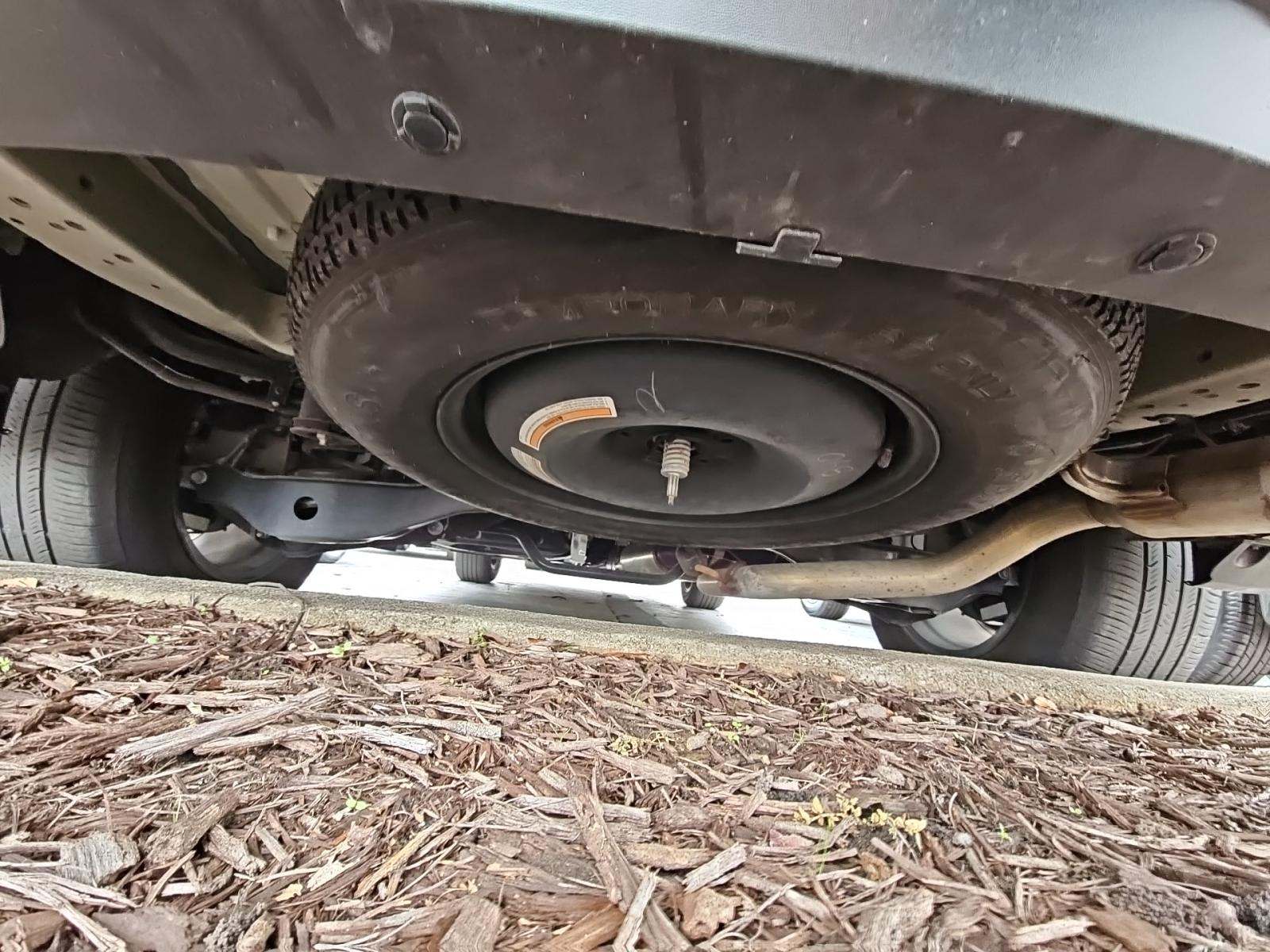 2024 Nissan Pathfinder SV FWD