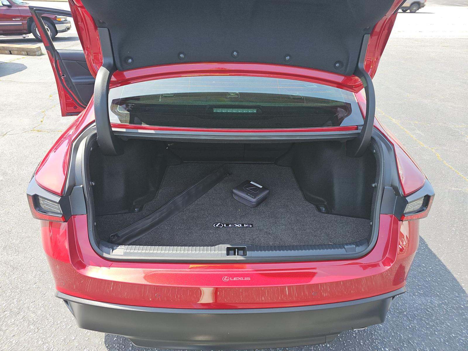 2023 Lexus IS IS 300 RWD