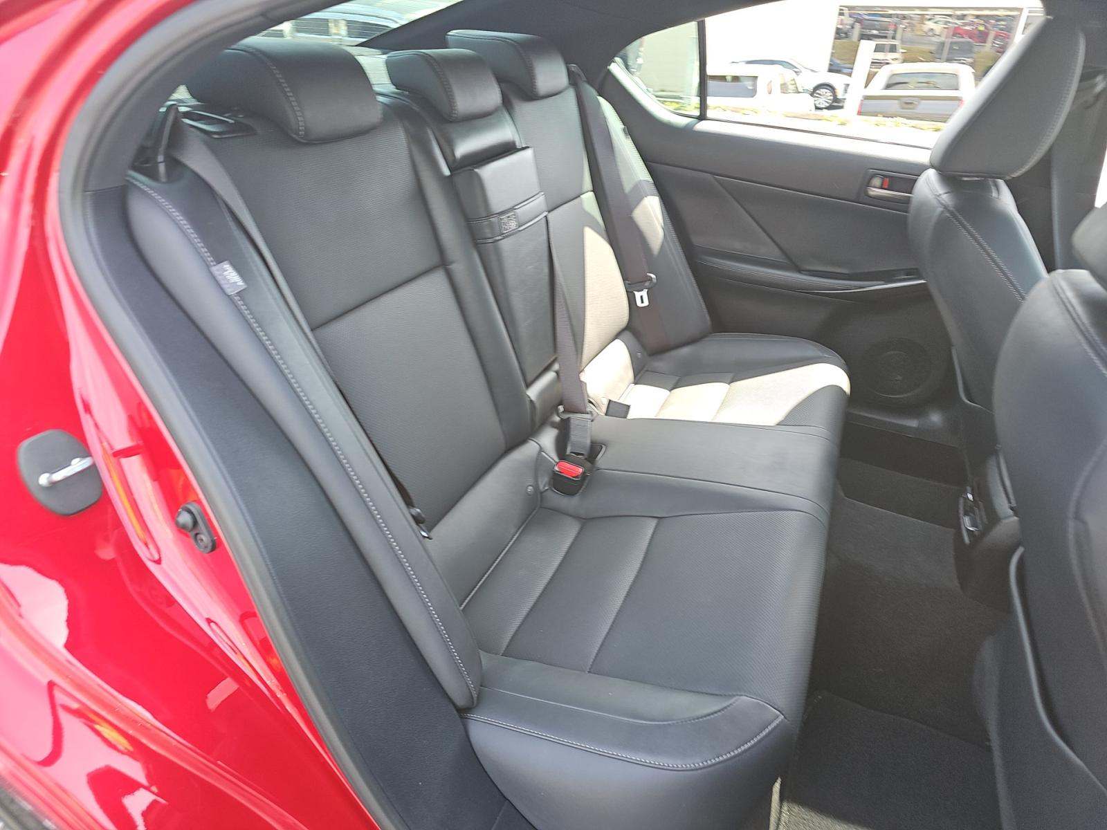 2023 Lexus IS IS 300 RWD