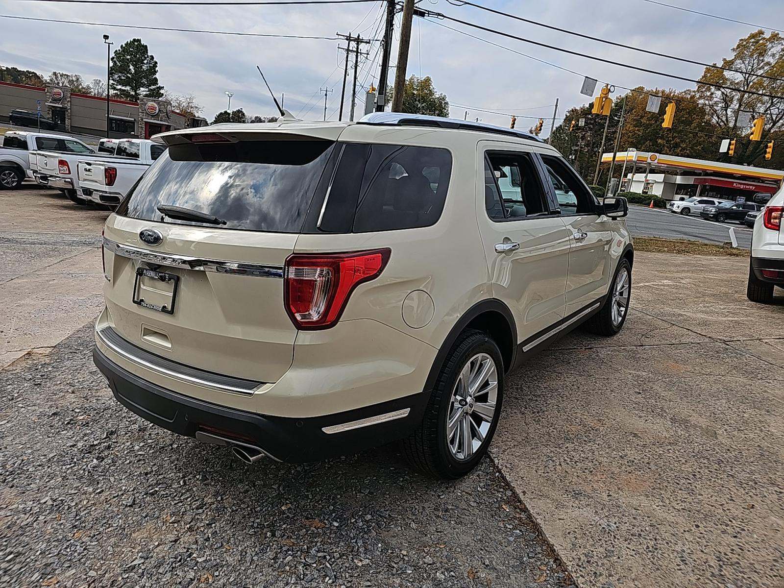 2018 Ford Explorer Limited FWD