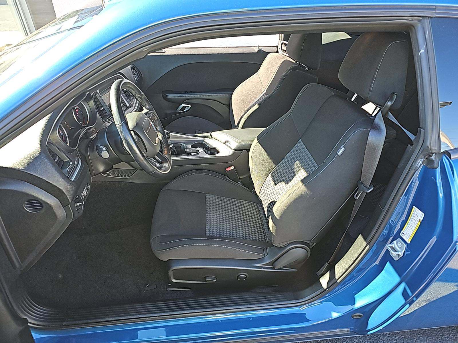 2022 Dodge Challenger R/T RWD