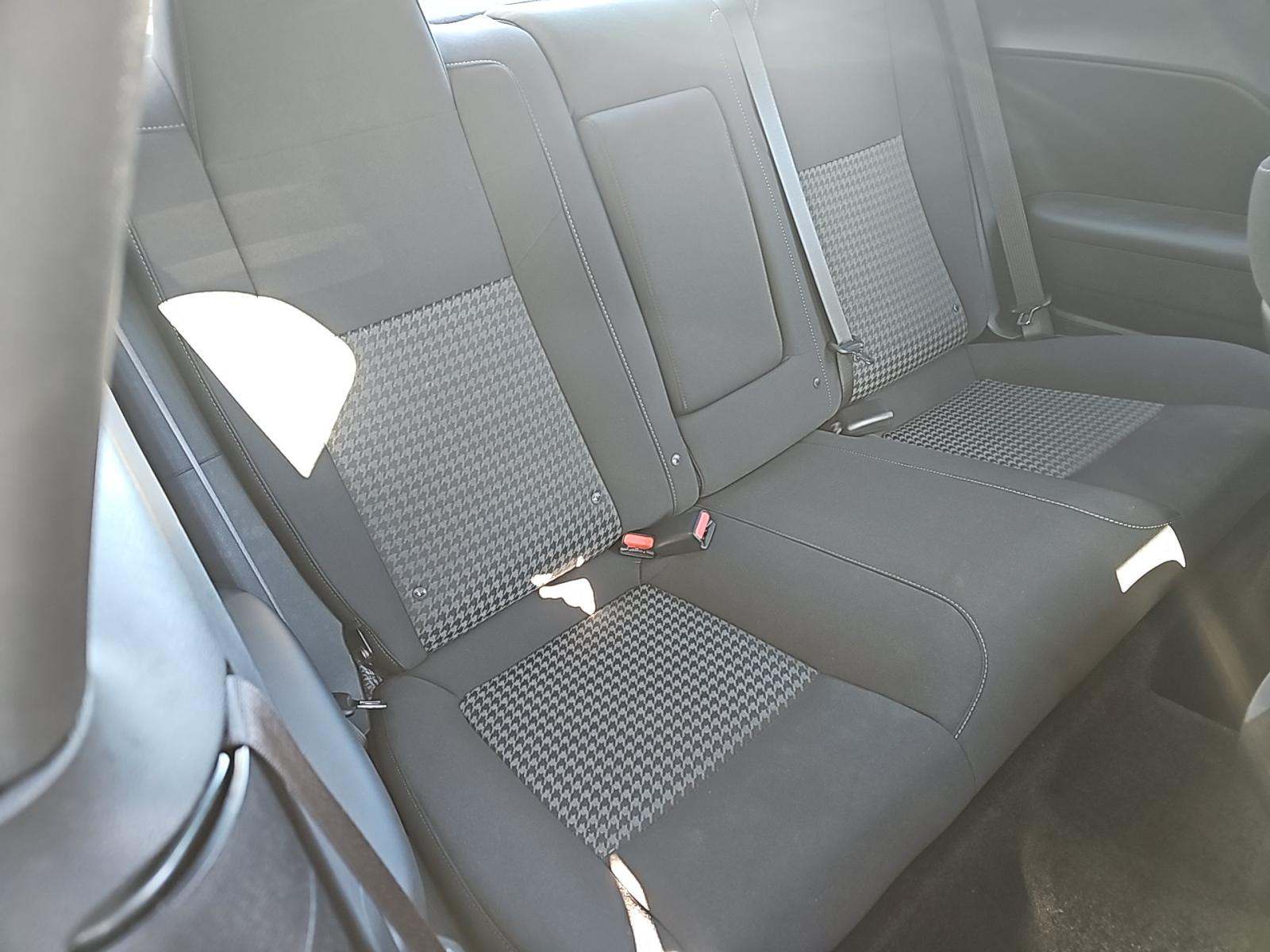 2022 Dodge Challenger R/T RWD