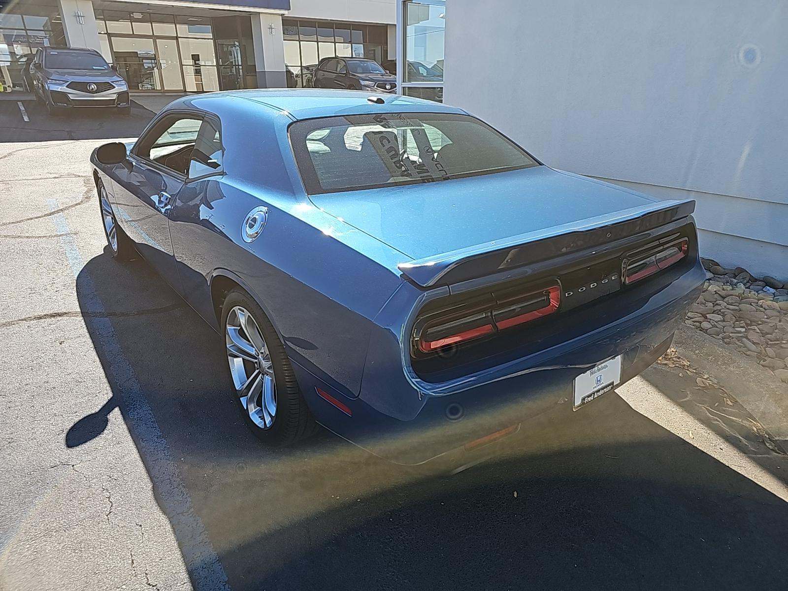 2022 Dodge Challenger R/T RWD