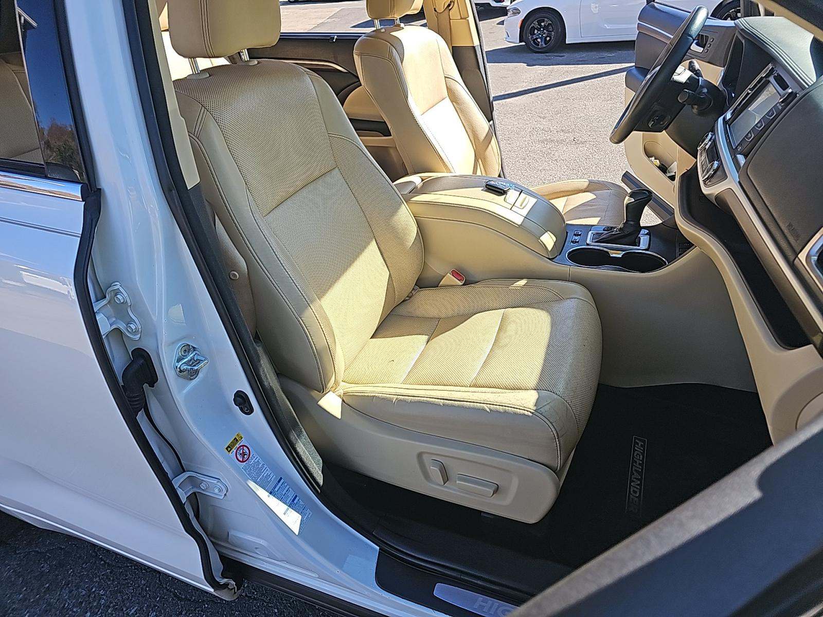 2016 Toyota Highlander Limited Platinum AWD