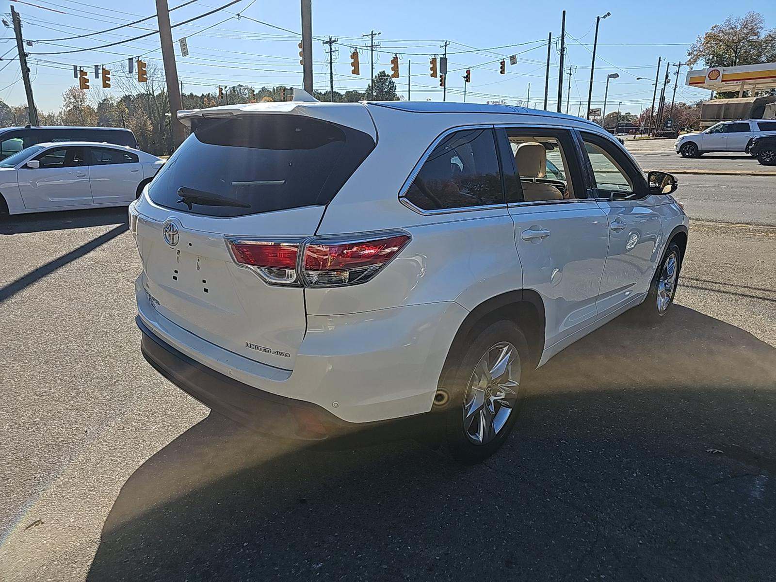 2016 Toyota Highlander Limited Platinum AWD