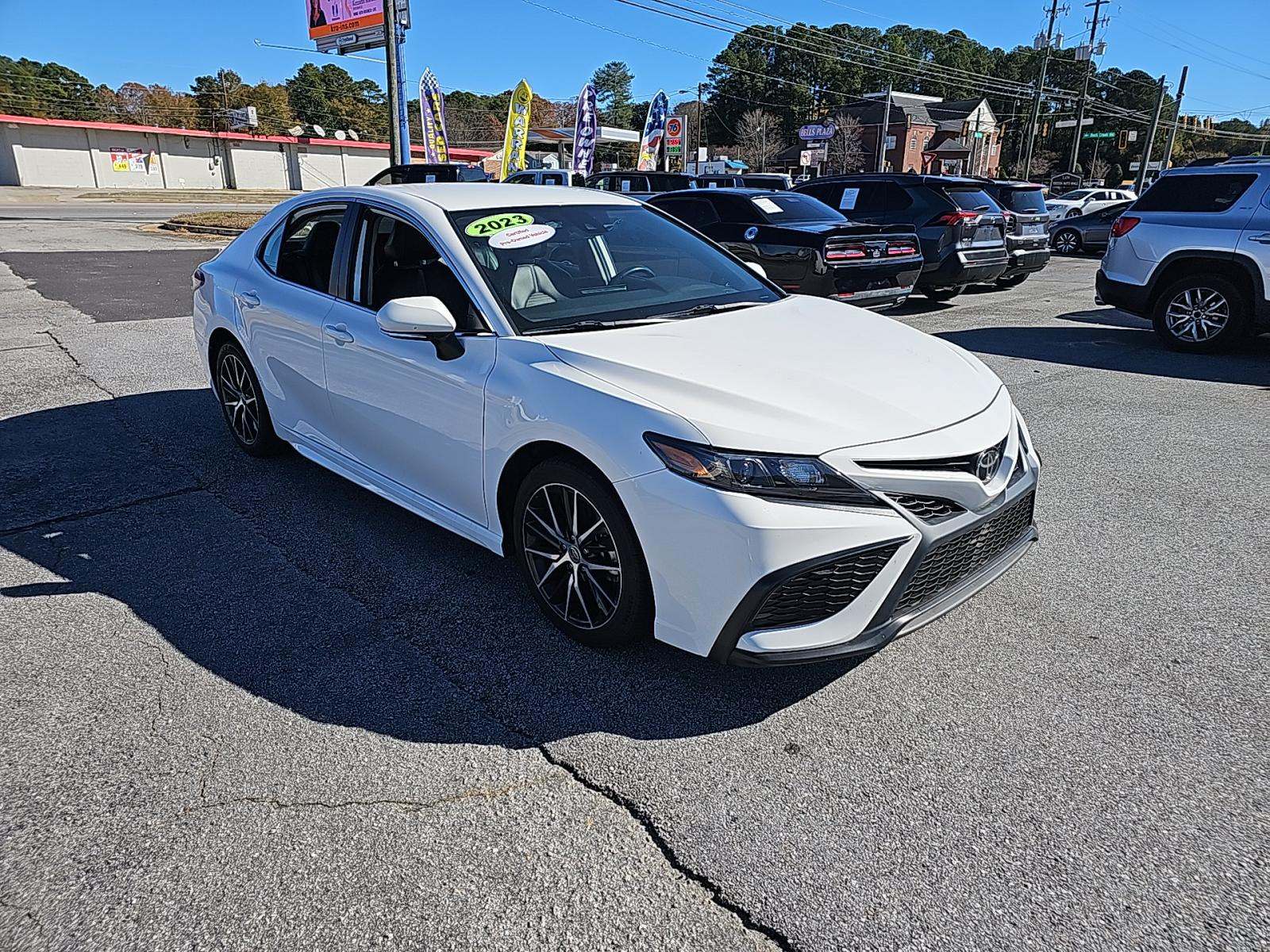 2023 Toyota Camry SE FWD