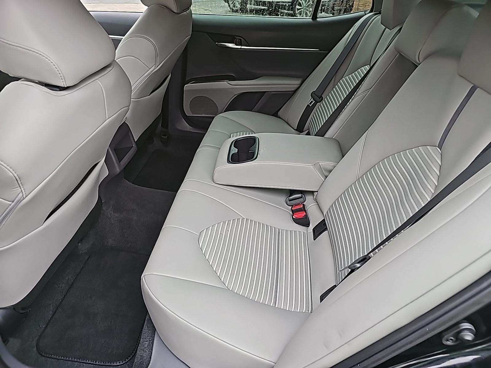 2024 Toyota Camry SE FWD