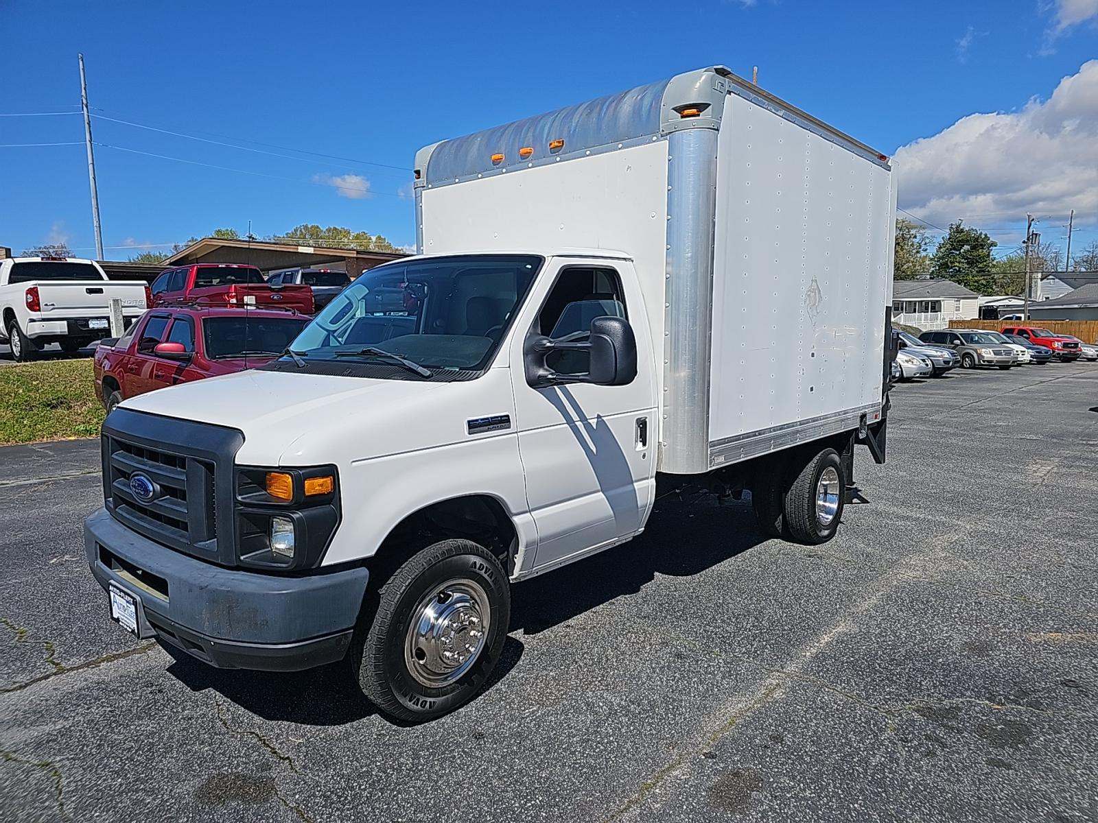 FORD E-350 - 1