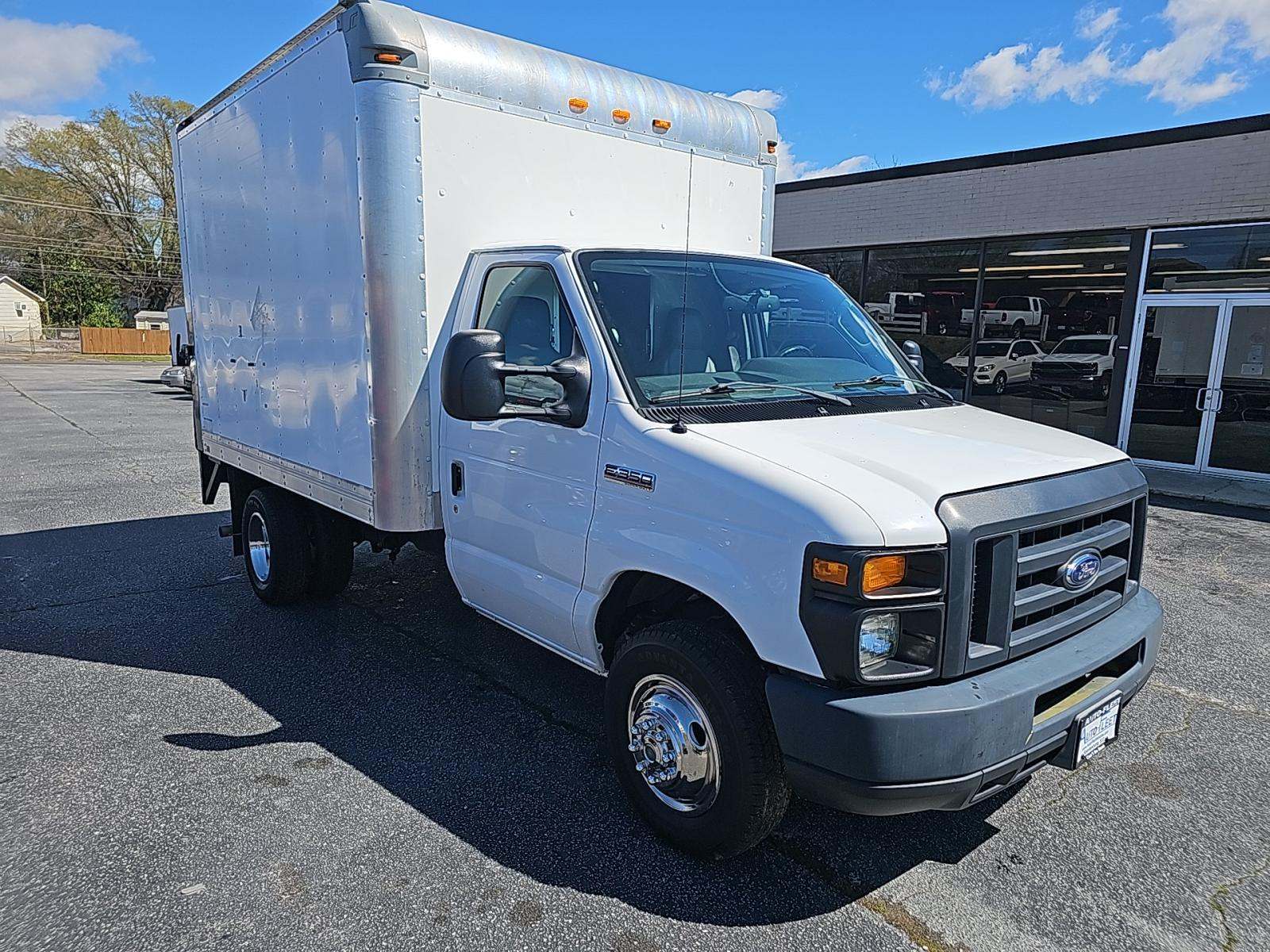 FORD E-350 - 4