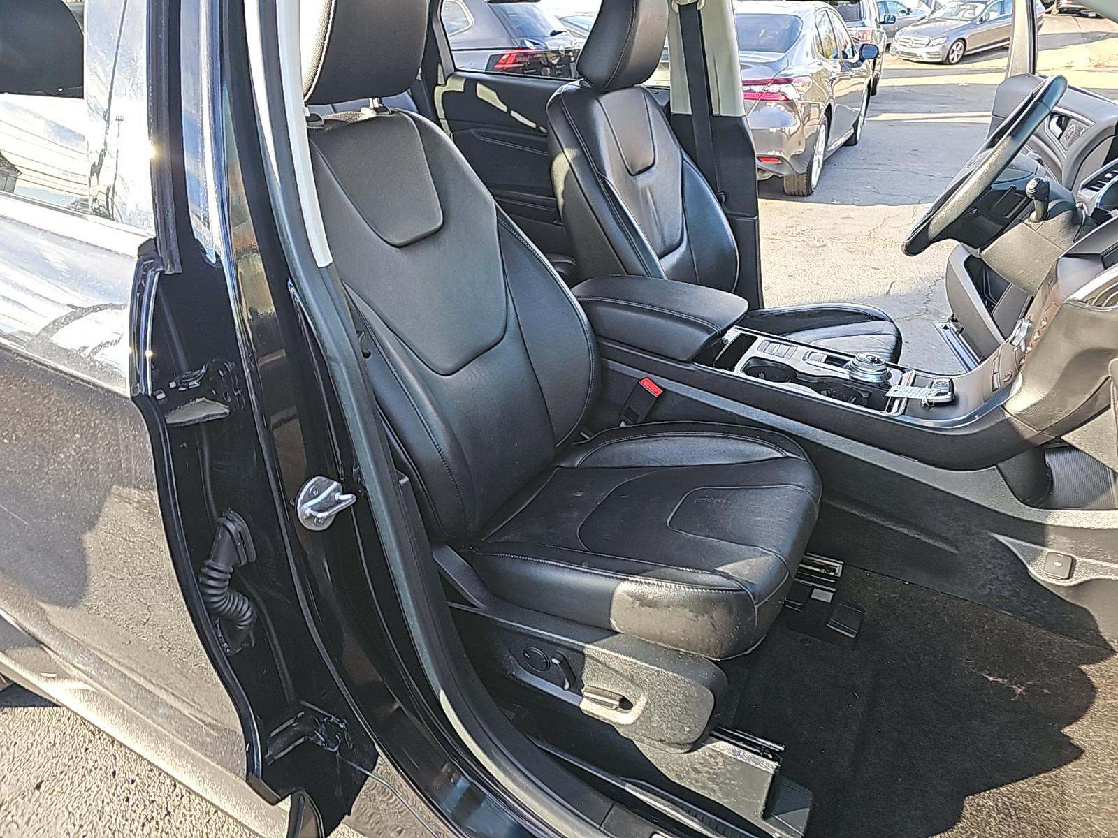 2020 Ford Edge Titanium AWD