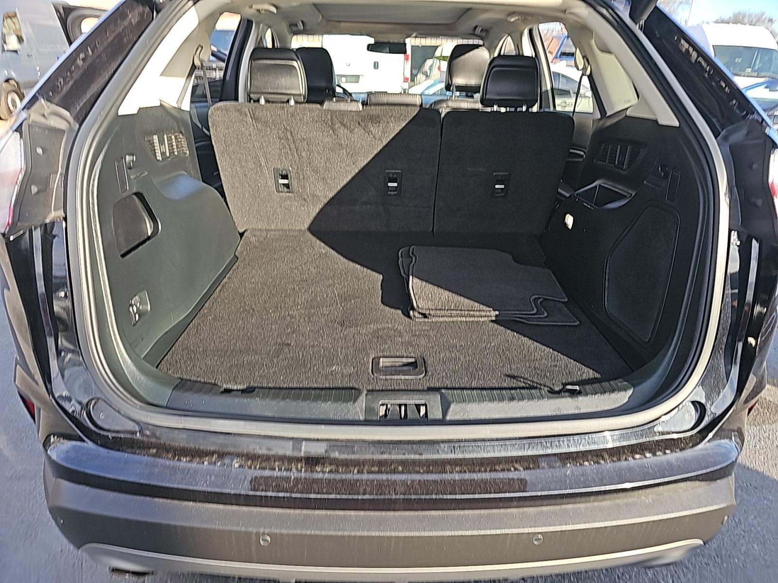 2020 Ford Edge Titanium AWD