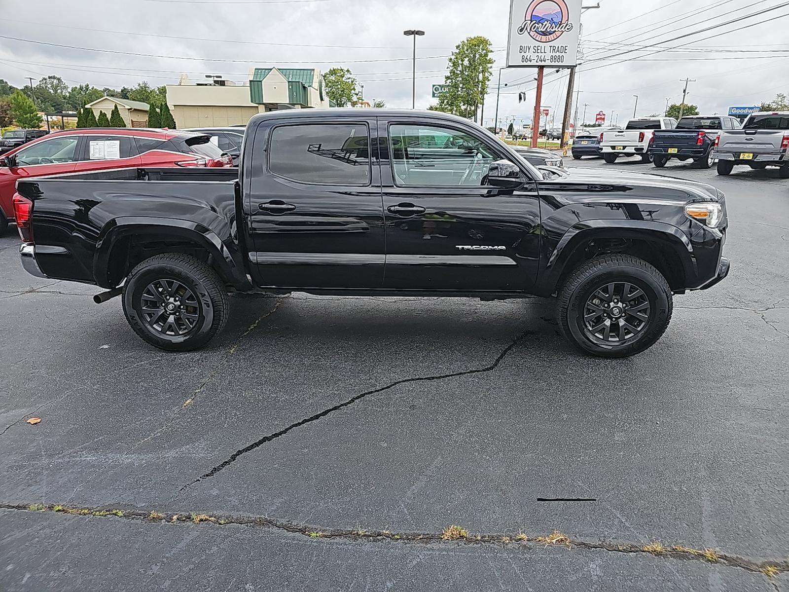 2021 Toyota Tacoma SR5 AWD