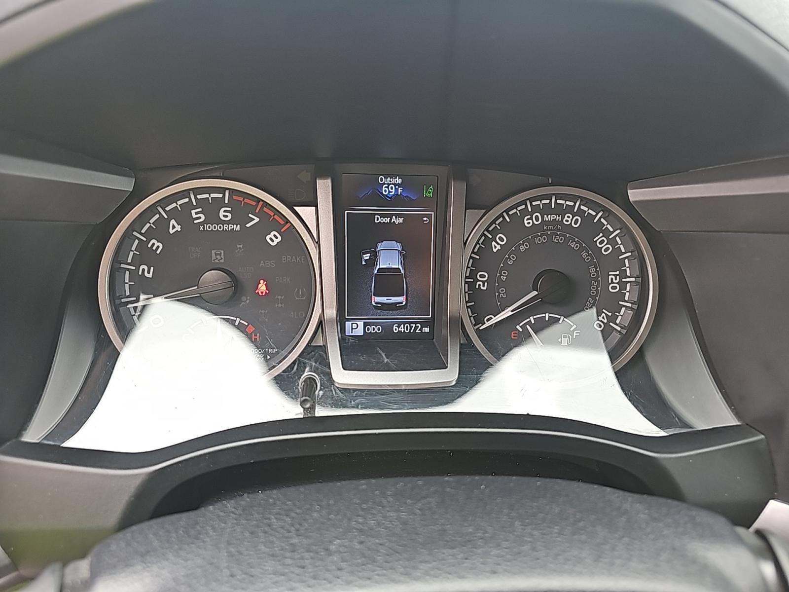 2021 Toyota Tacoma SR5 AWD