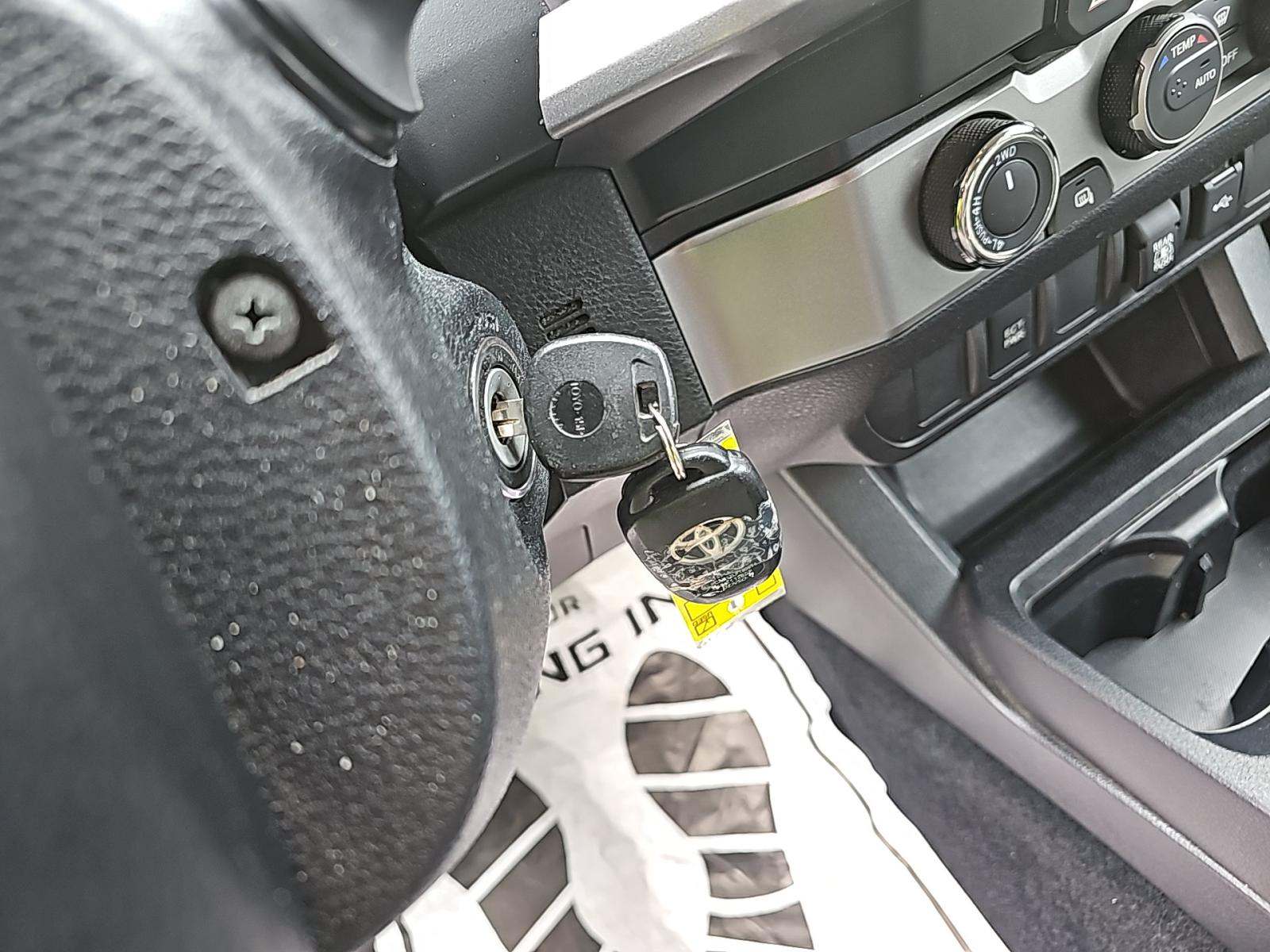 2021 Toyota Tacoma SR5 AWD