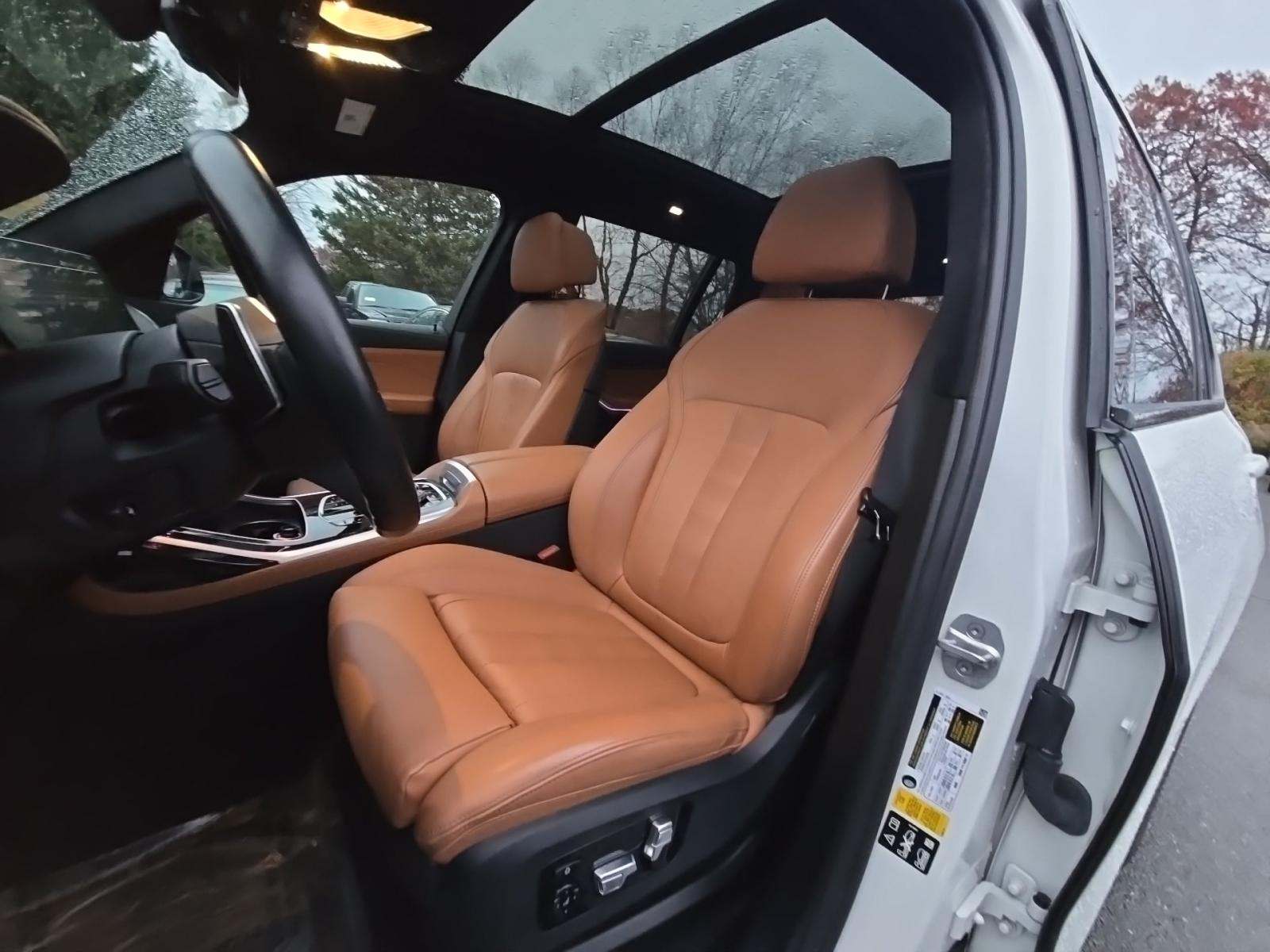 2022 BMW X7 xDrive40i AWD