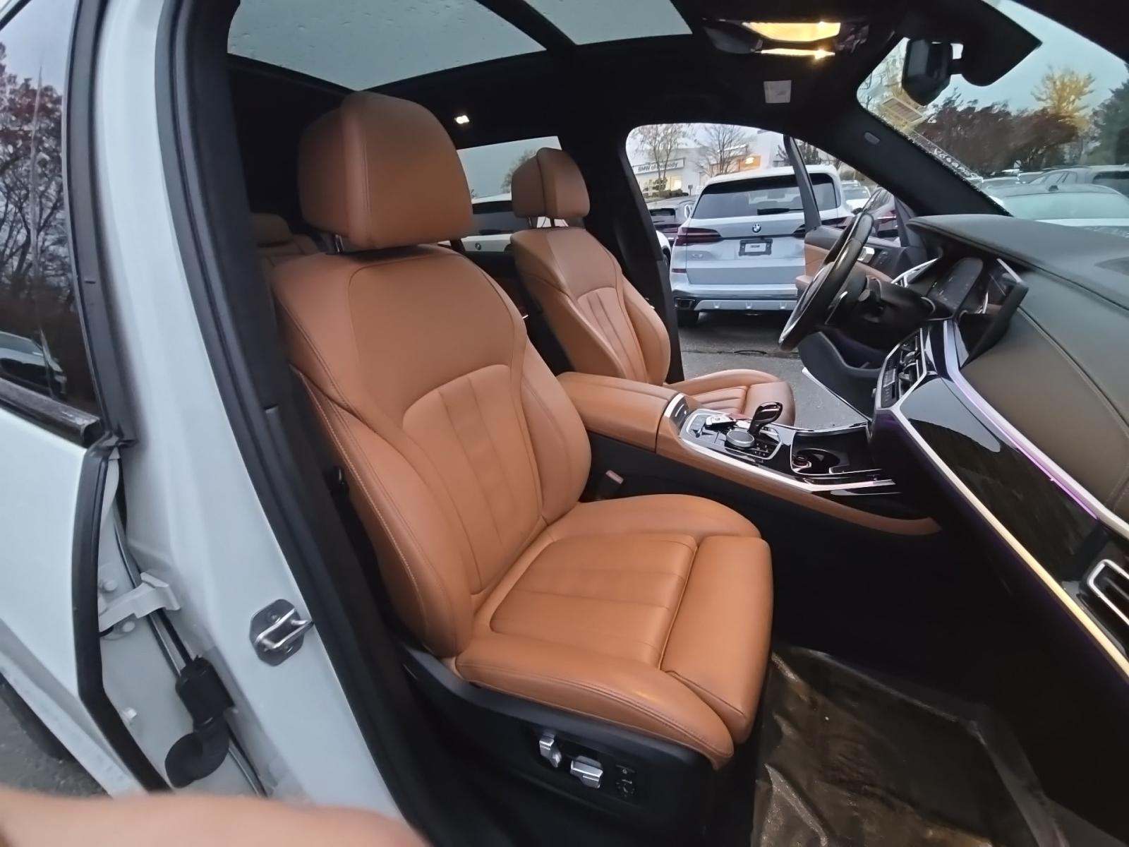 2022 BMW X7 xDrive40i AWD