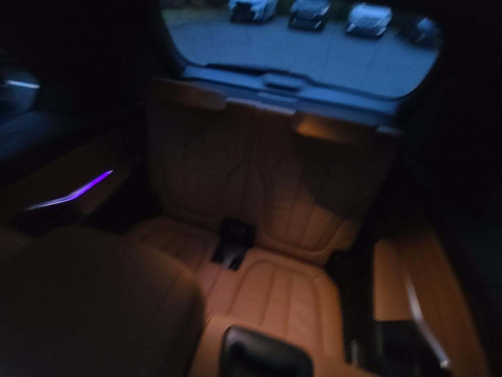 2022 BMW X7 xDrive40i AWD