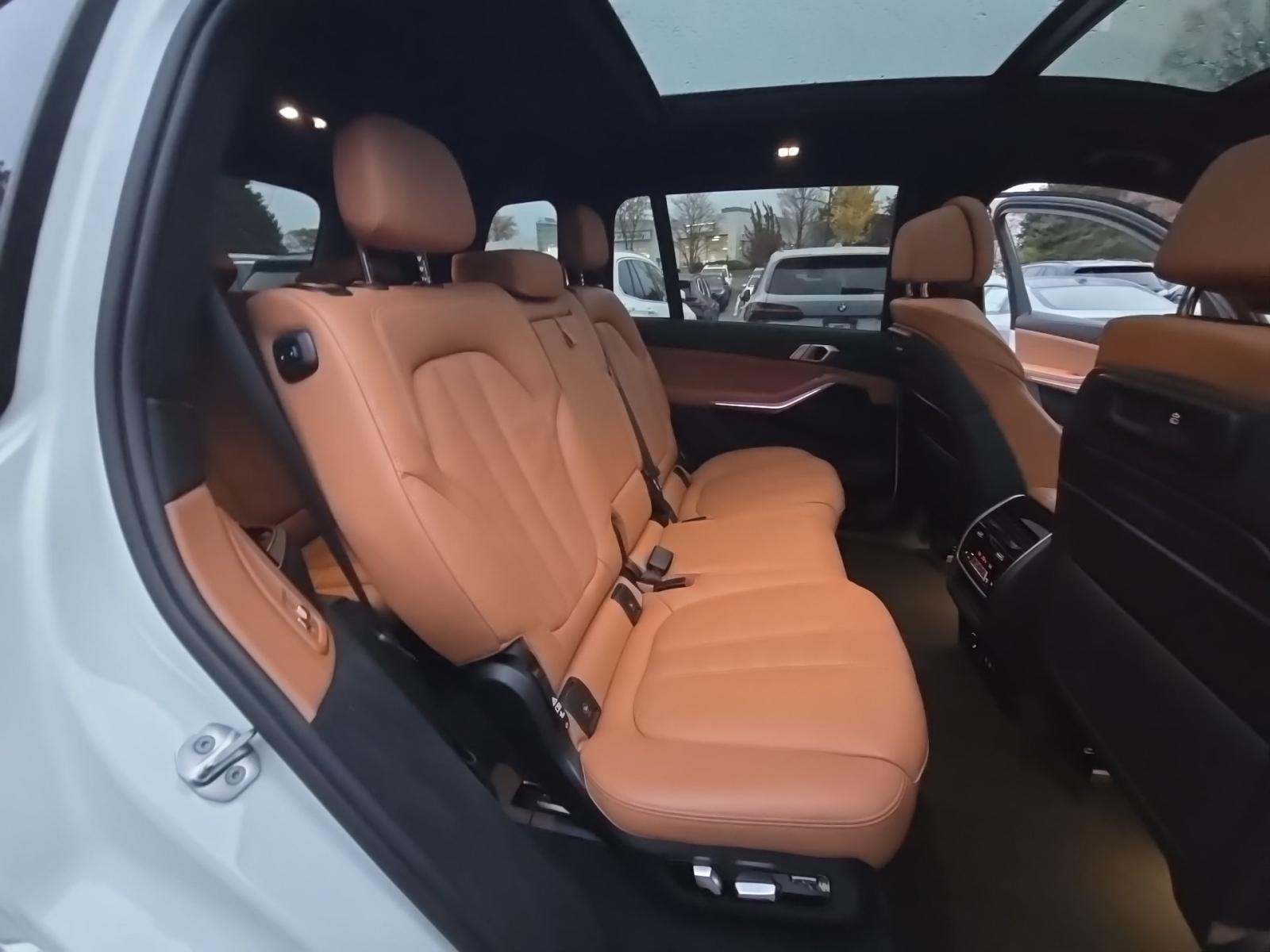 2022 BMW X7 xDrive40i AWD