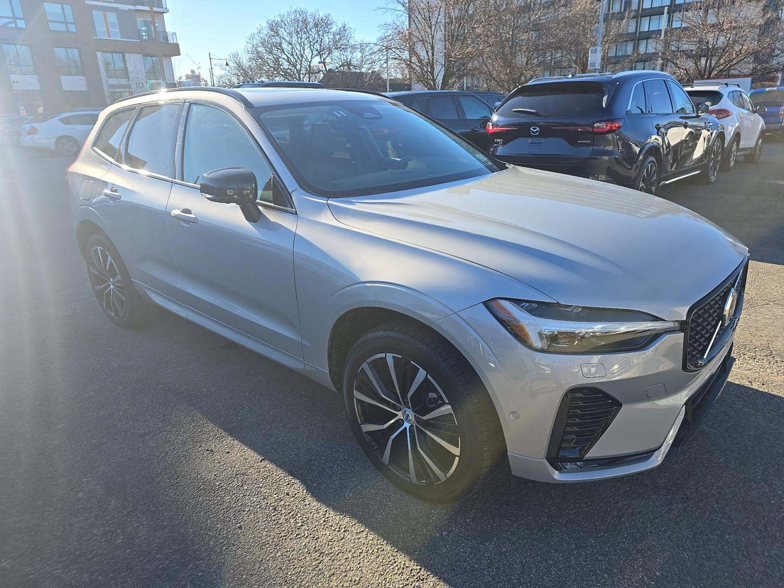 2025 Volvo XC60 B5 Plus AWD