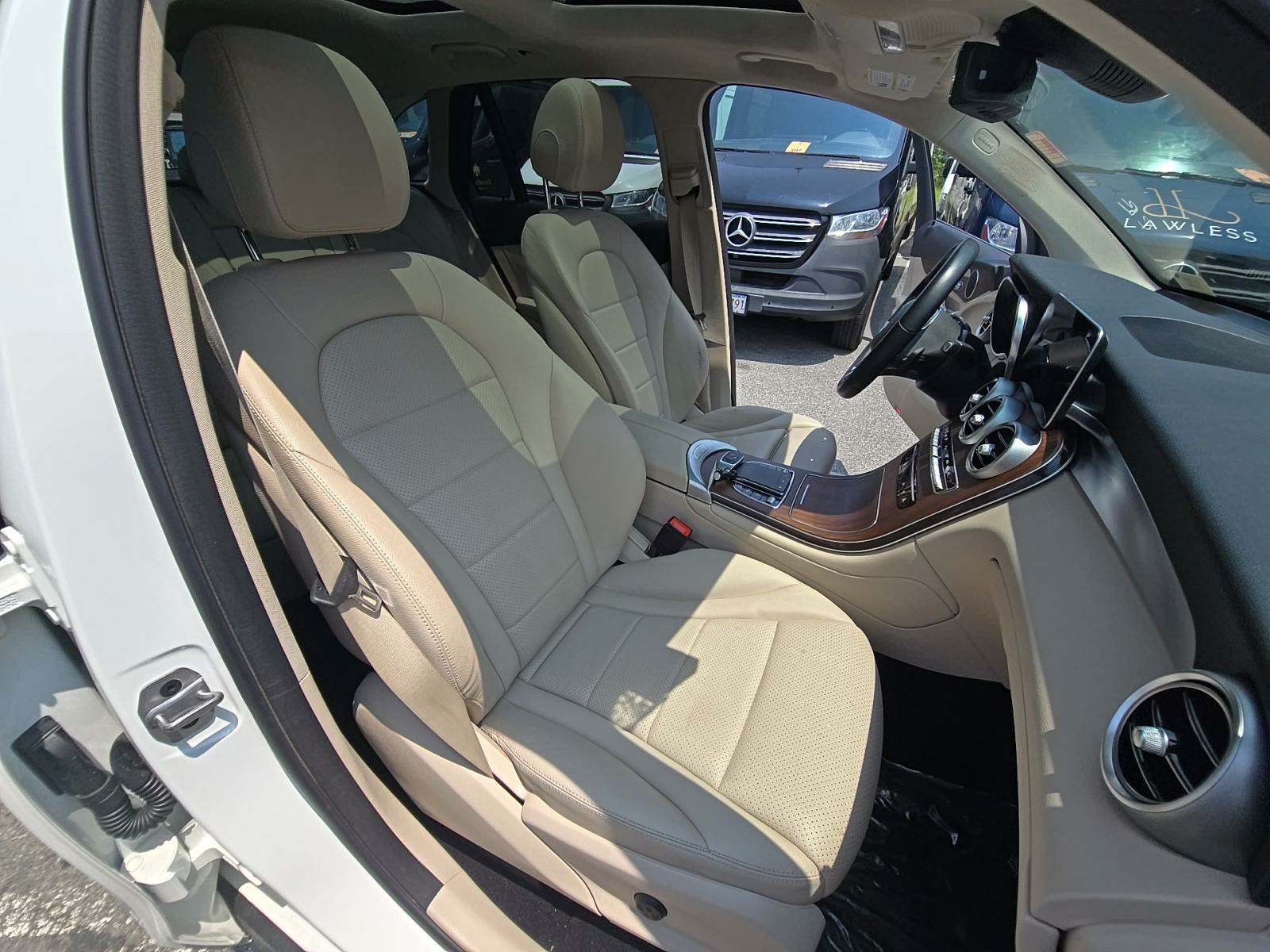 2022 Mercedes-Benz GLC GLC 300 AWD