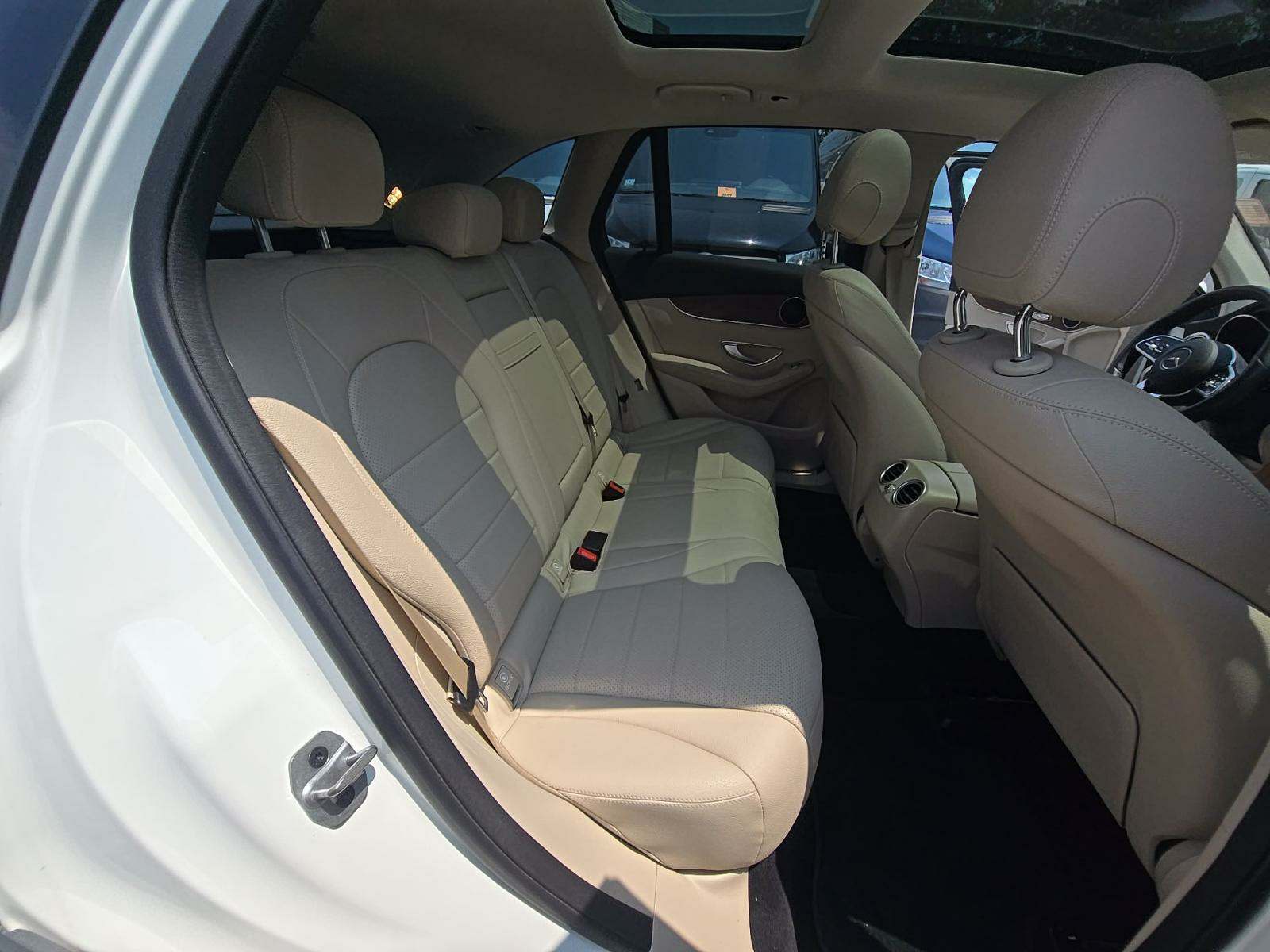 2022 Mercedes-Benz GLC GLC 300 AWD