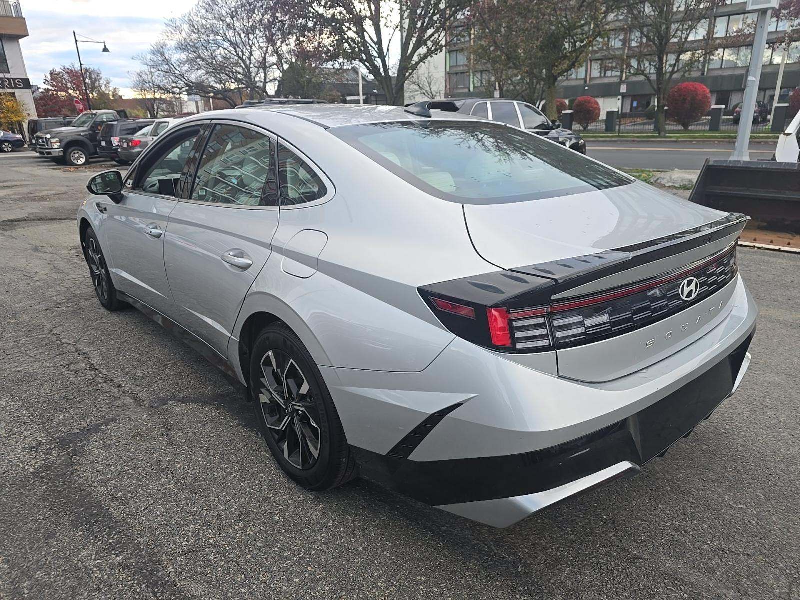 2025 Hyundai Sonata SEL FWD