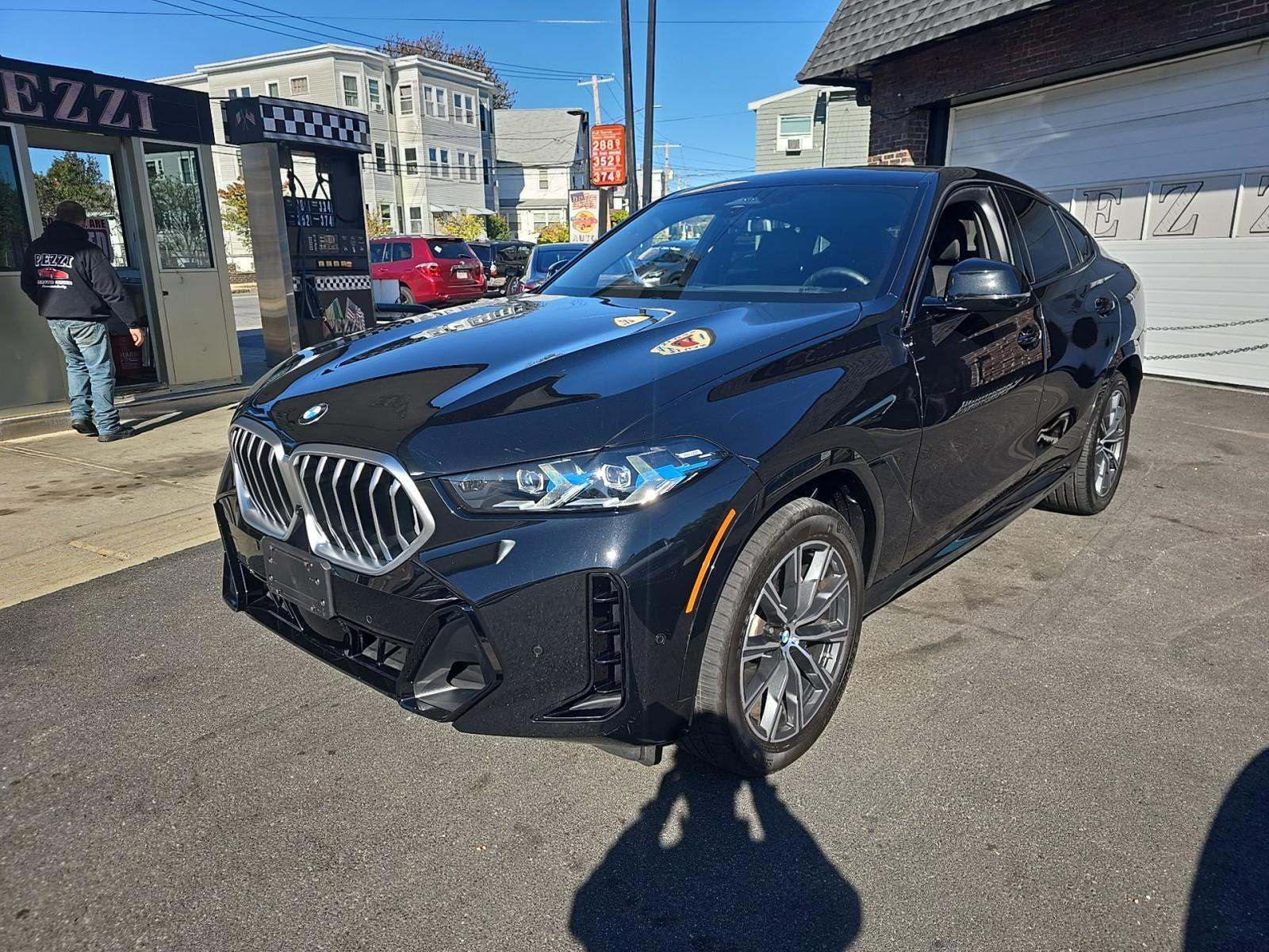 2025 BMW X6 xDrive40i AWD