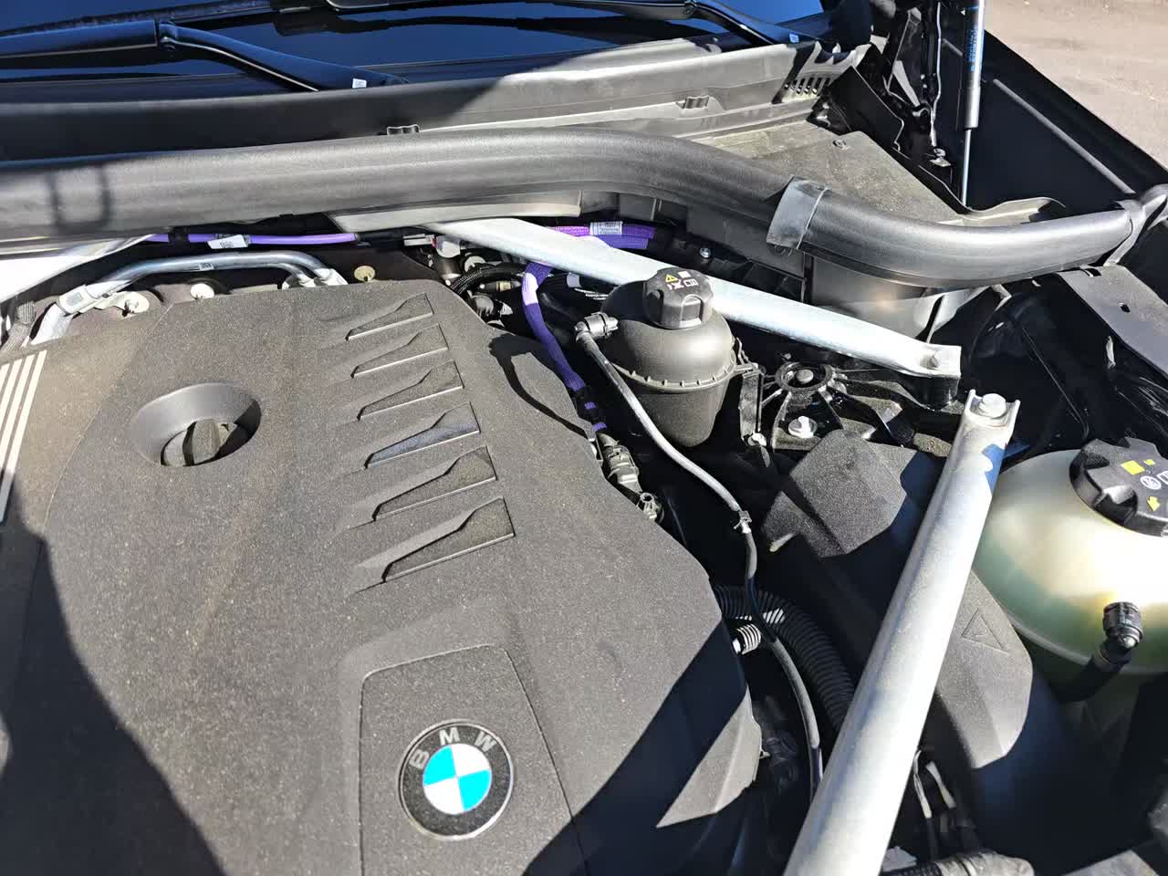 2025 BMW X6 xDrive40i AWD